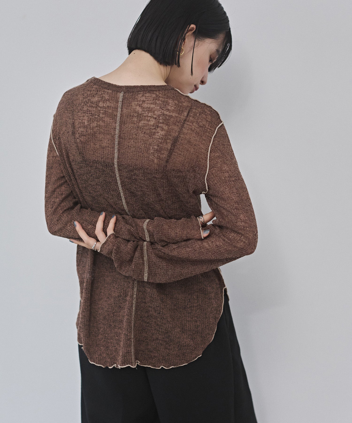BICOLOR MELLOW SHEER TOPS