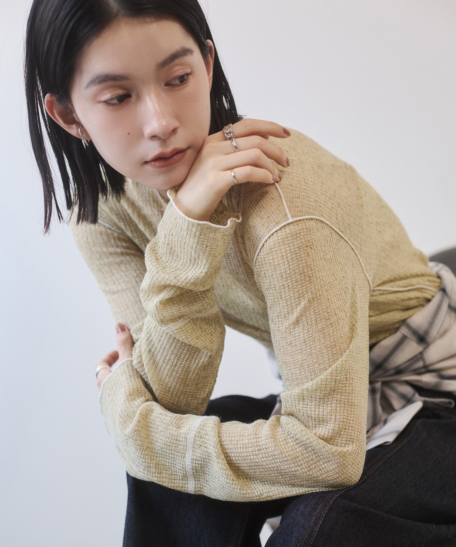 BICOLOR MELLOW SHEER TOPS