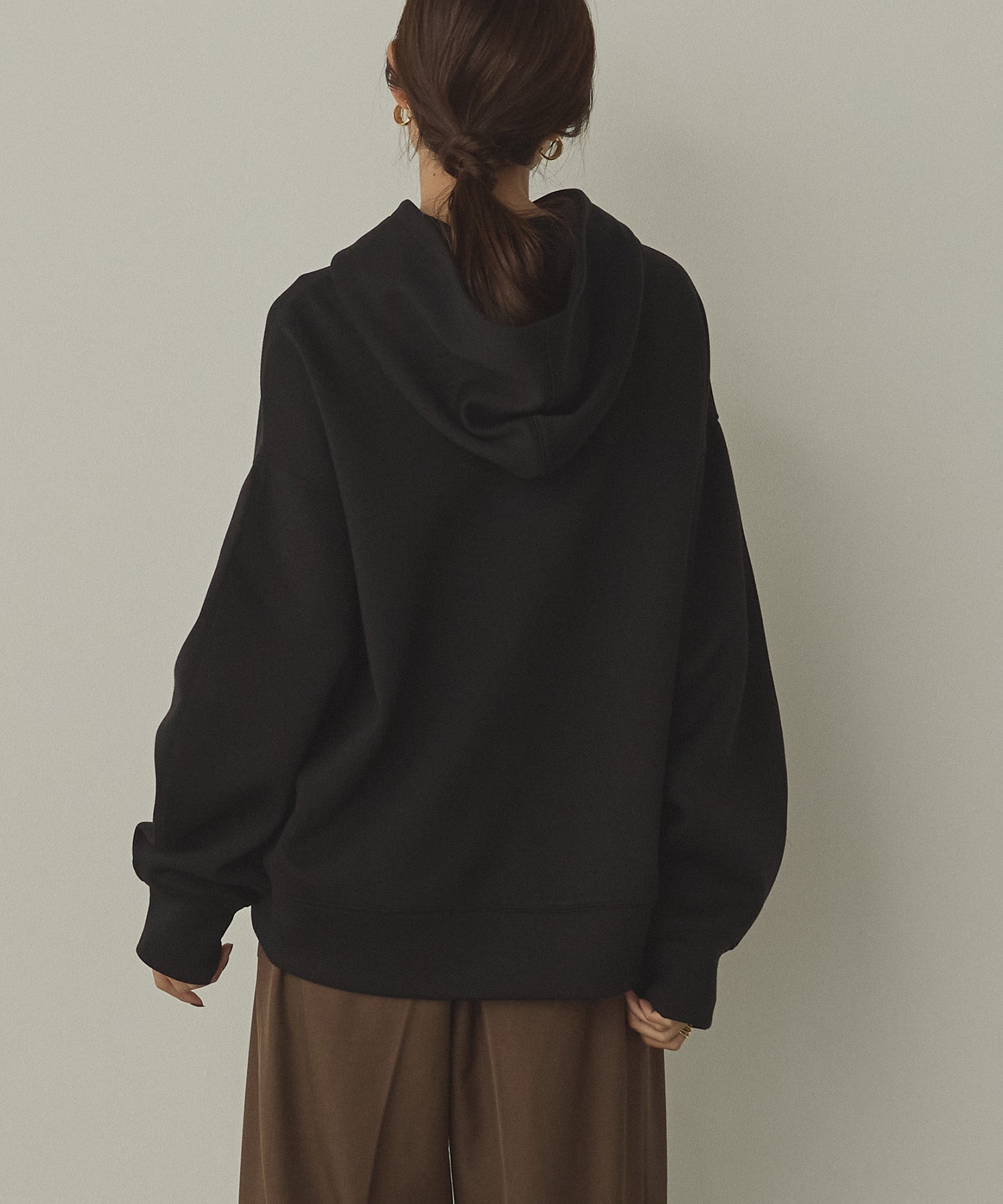 CARDBOARD COCOON SLEEVE HOODIE