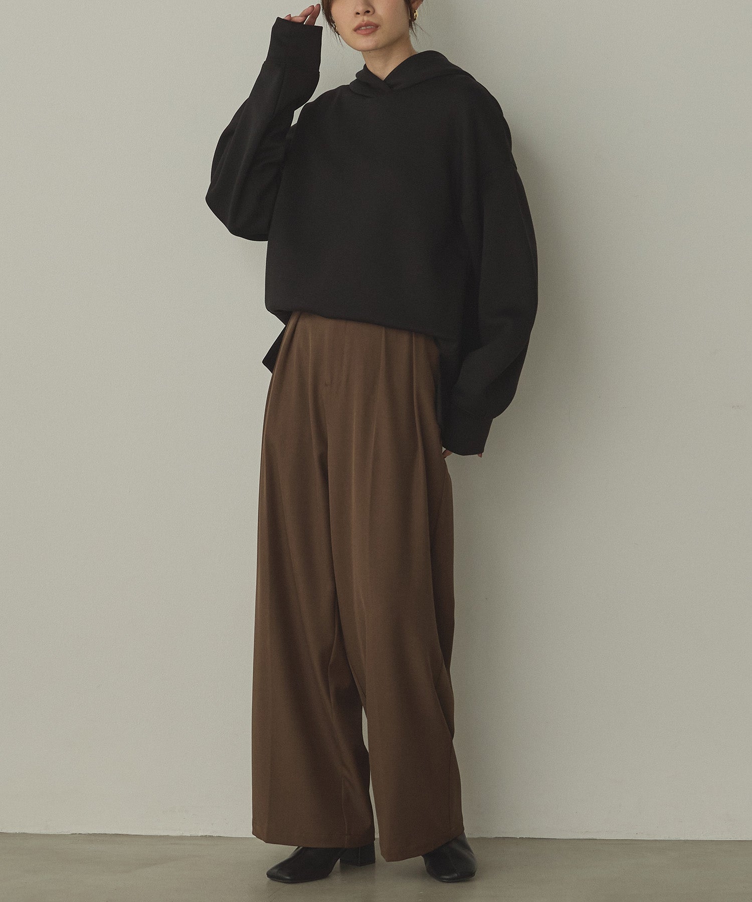 CARDBOARD COCOON SLEEVE HOODIE