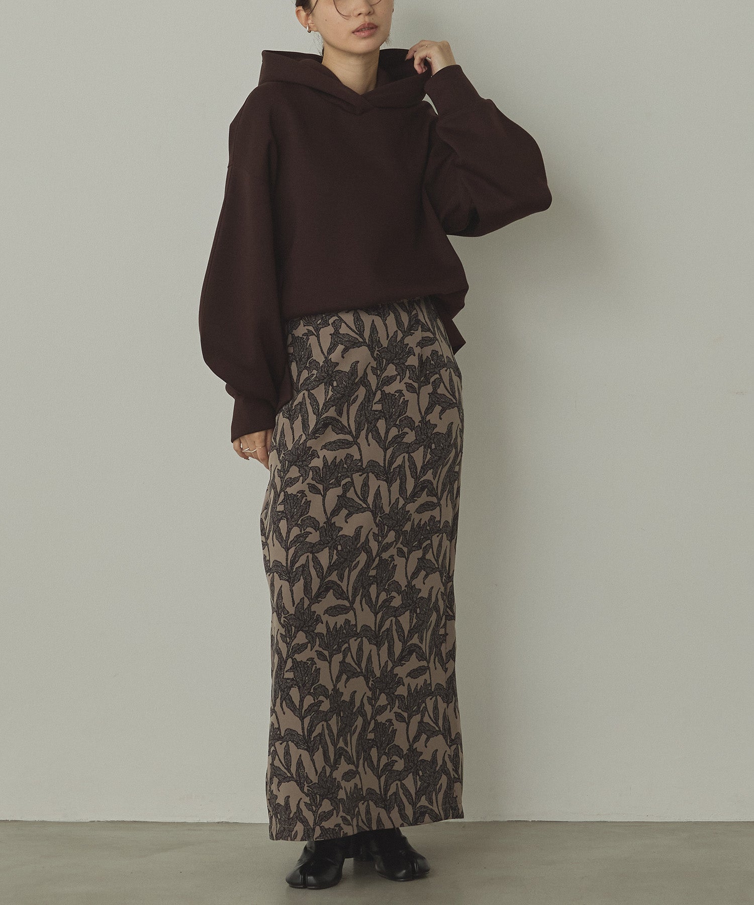 CARDBOARD COCOON SLEEVE HOODIE