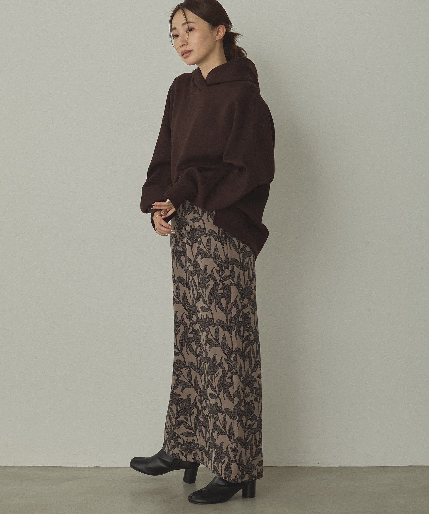 CARDBOARD COCOON SLEEVE HOODIE