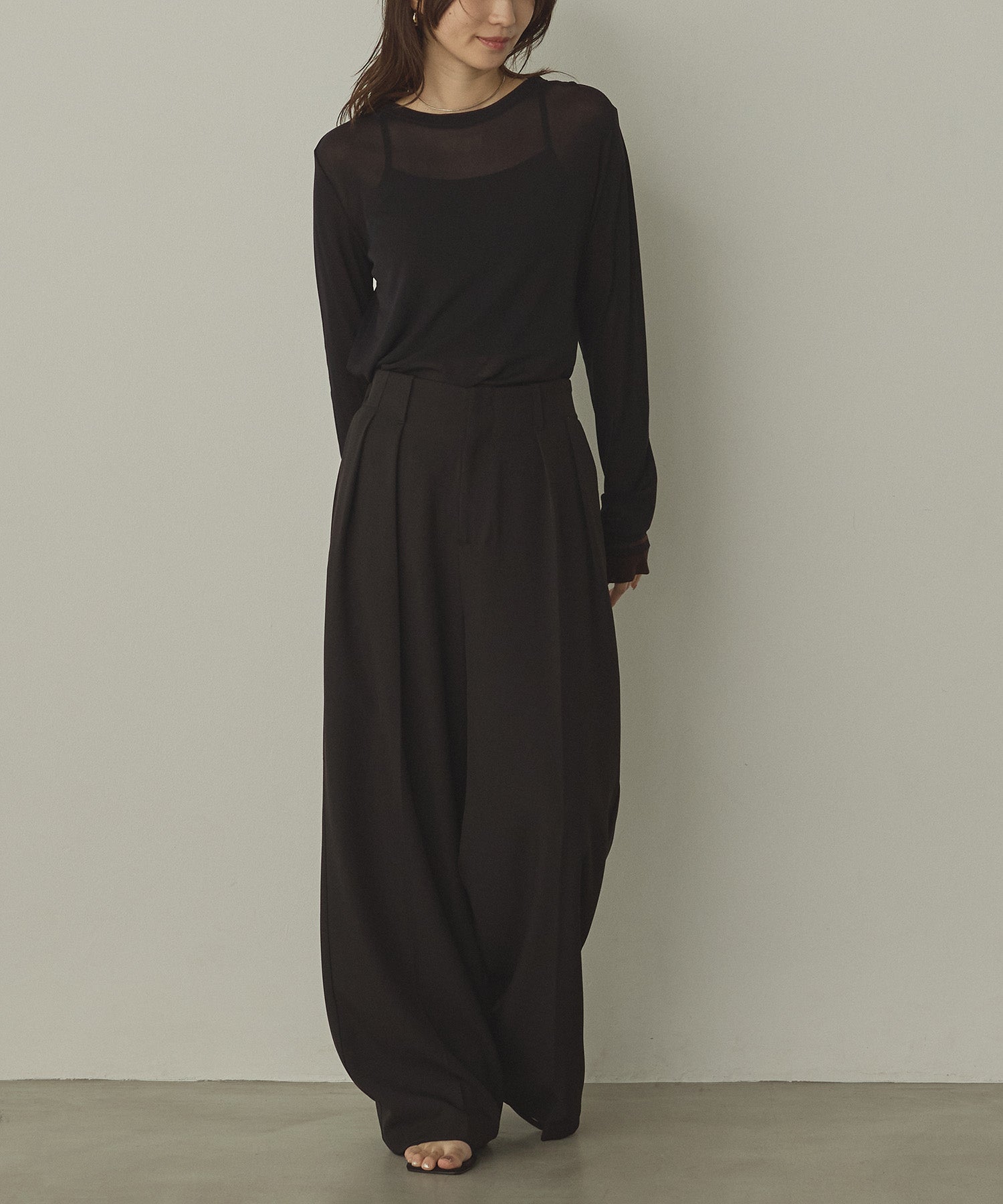 BICOLOR SHEER TOPS