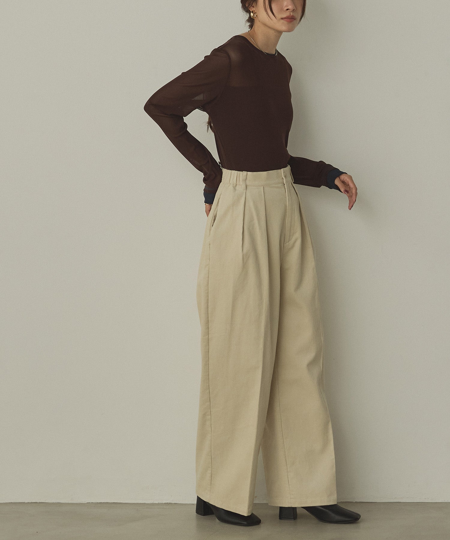 BICOLOR SHEER TOPS
