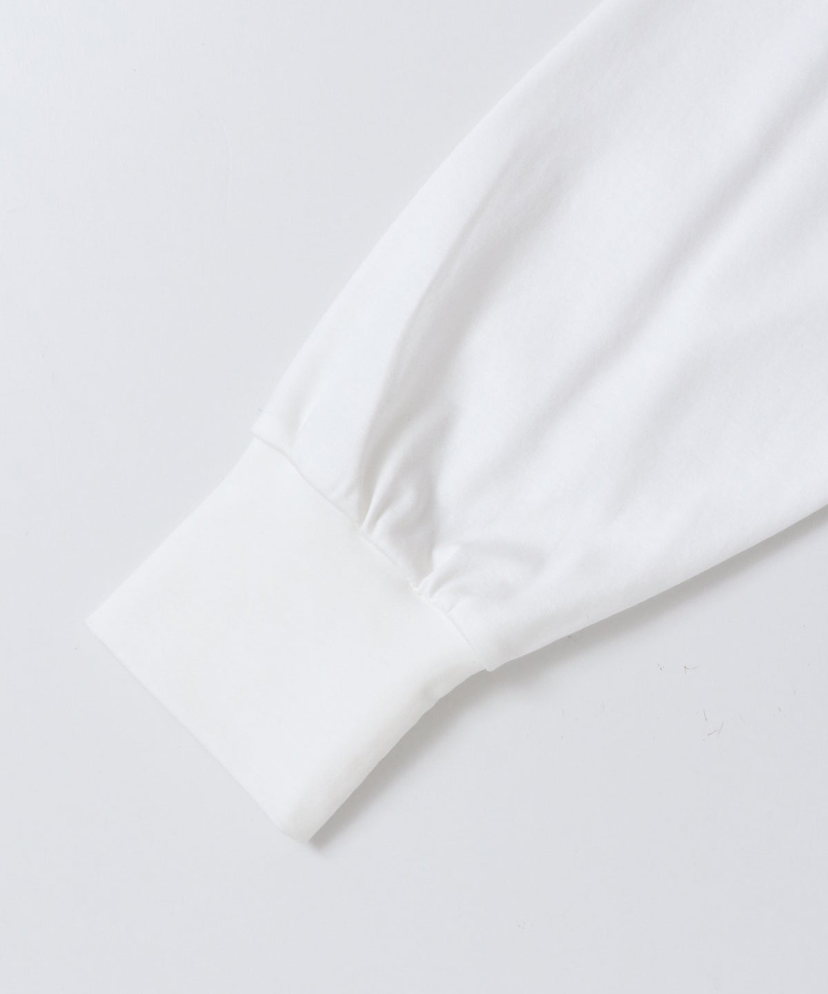 COMPACT SMOOTH-DOCKING INNER TOPS