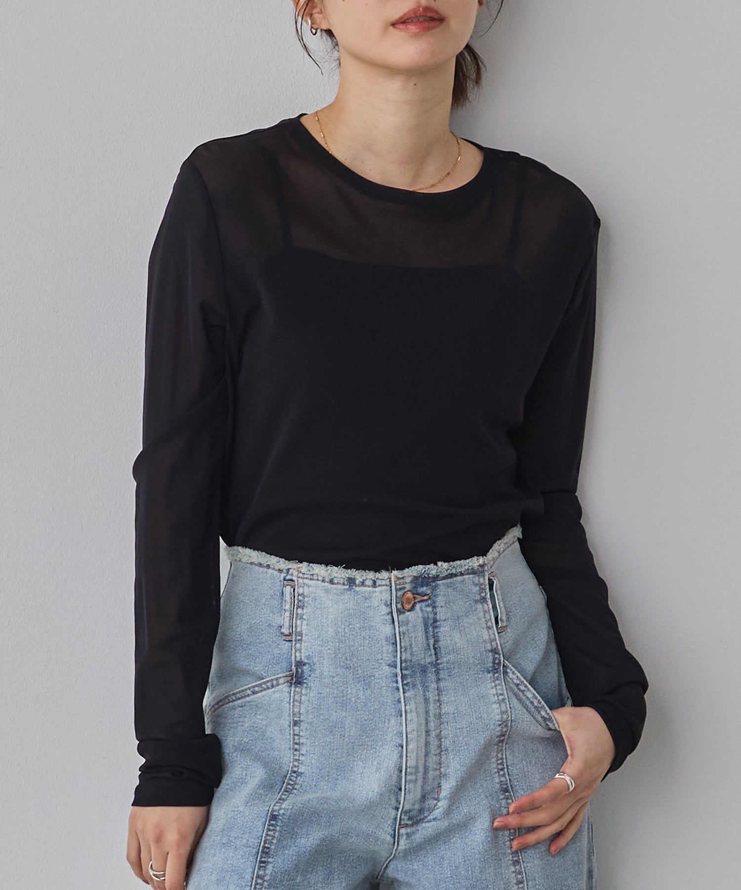 POWER NET CREW-NECK SHEER TOPS