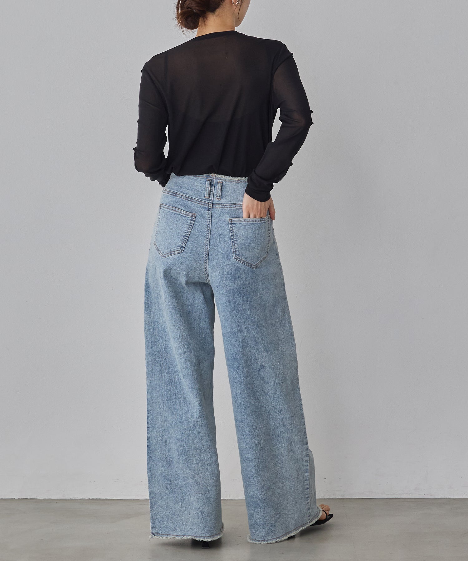 POWER NET CREW-NECK SHEER TOPS