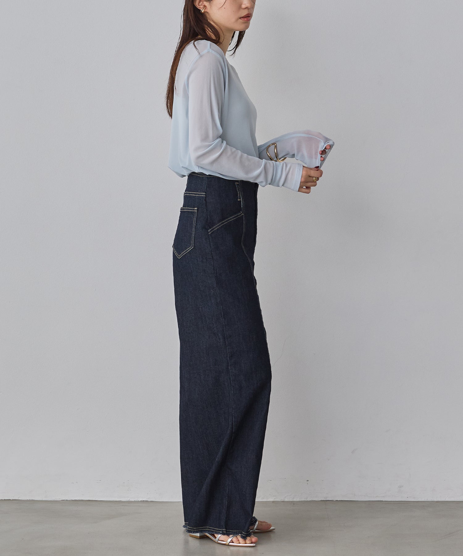 POWER NET CREW-NECK SHEER TOPS