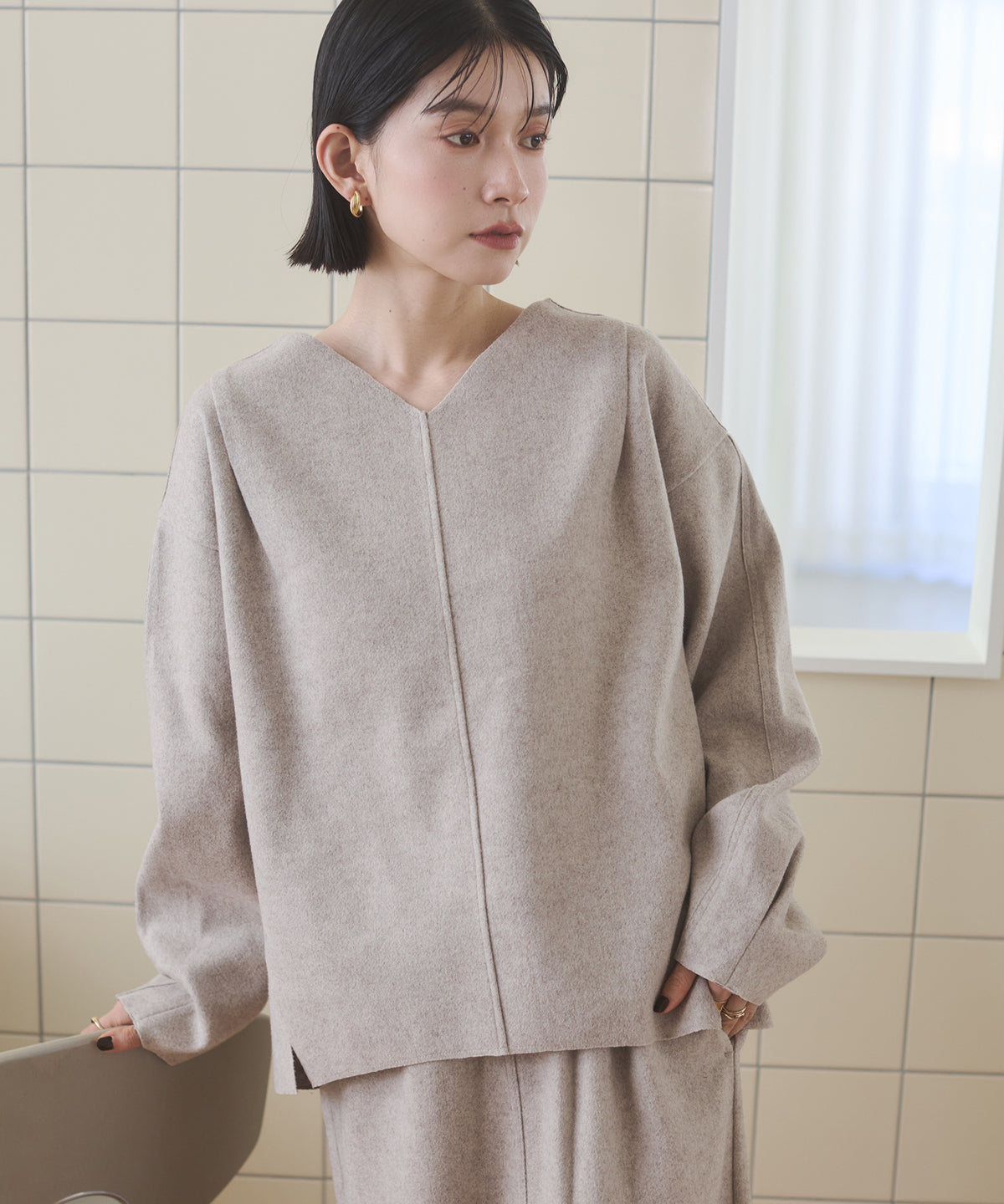V NECK COCOON KNIT