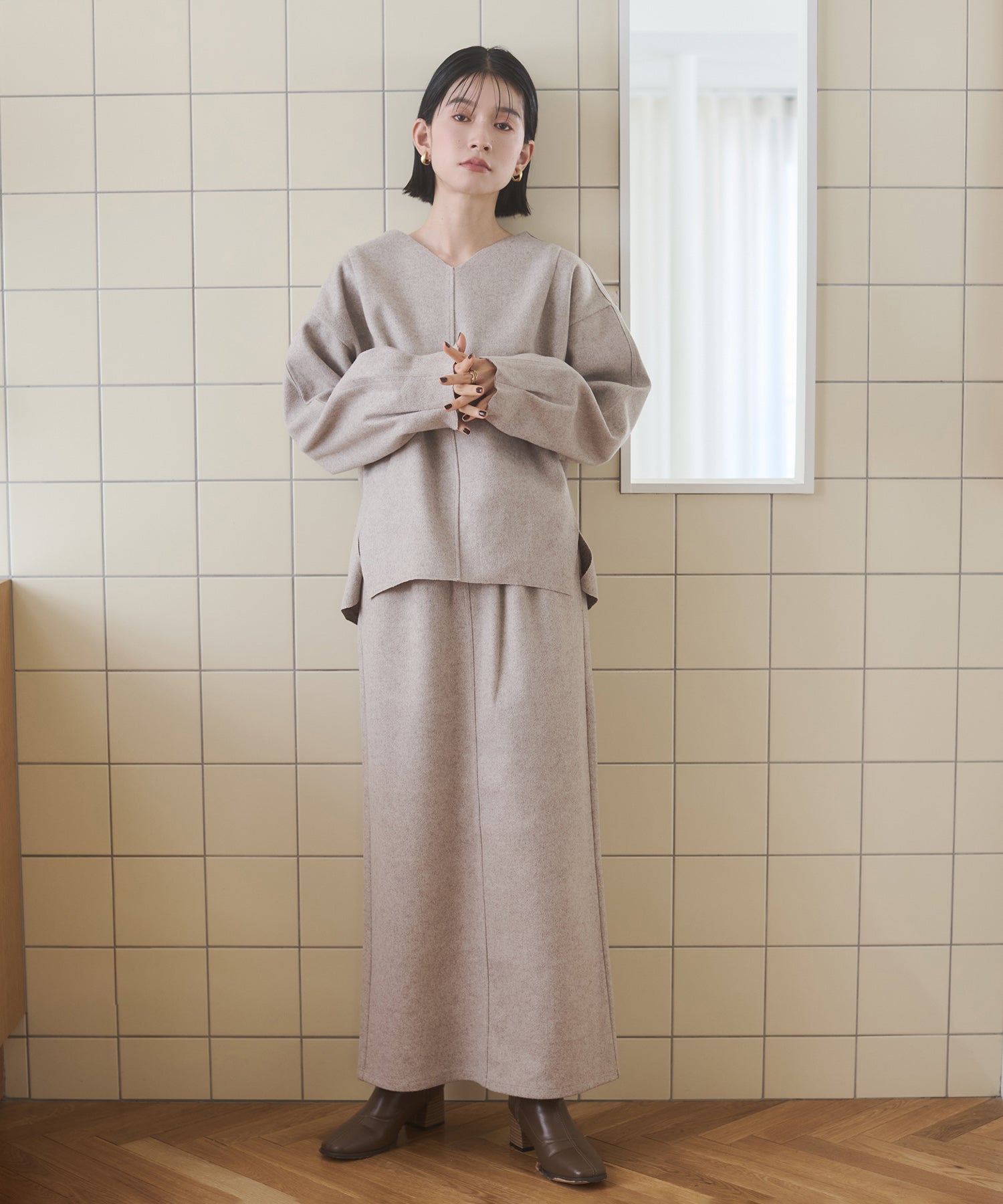 V NECK COCOON KNIT