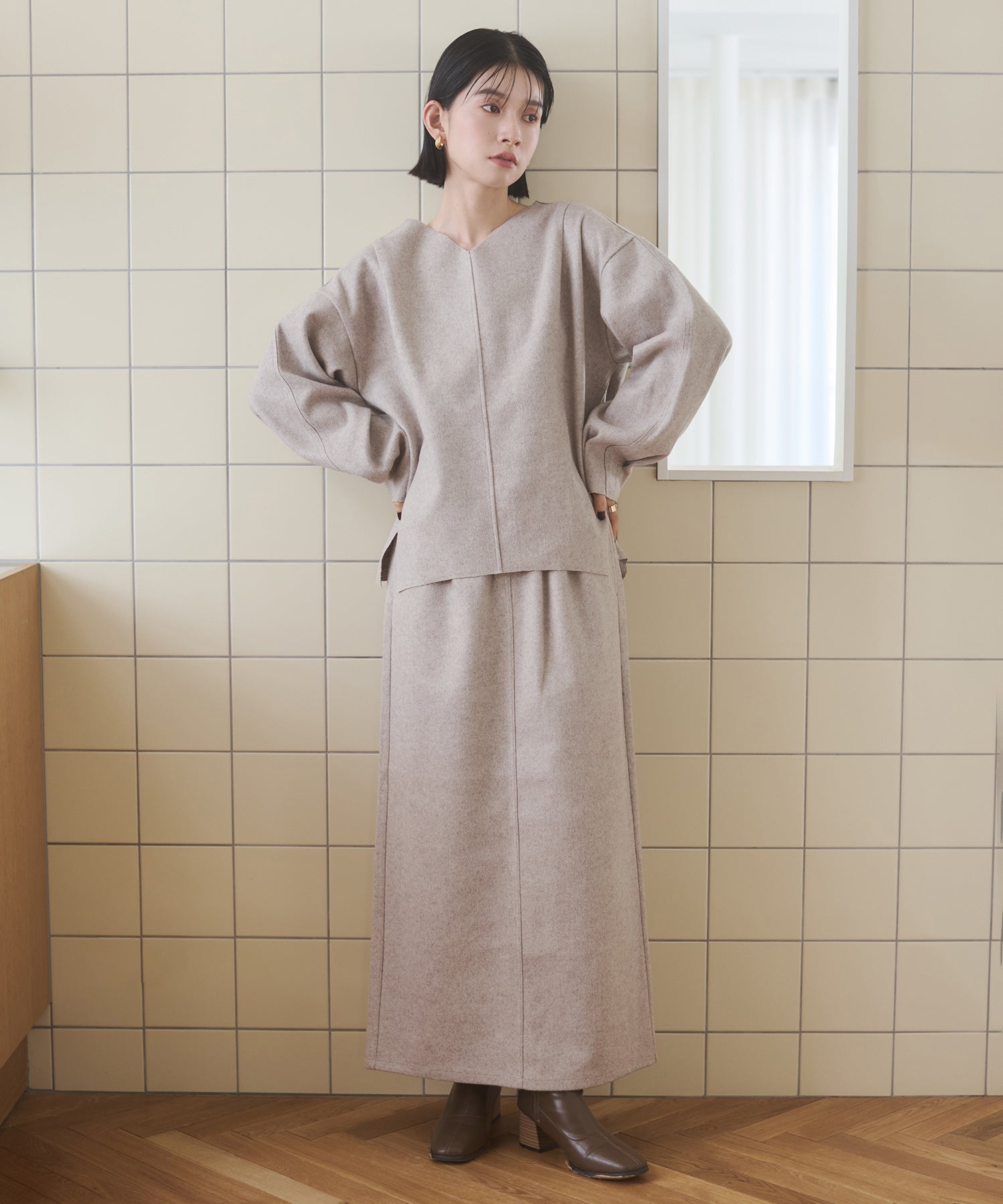 V NECK COCOON KNIT