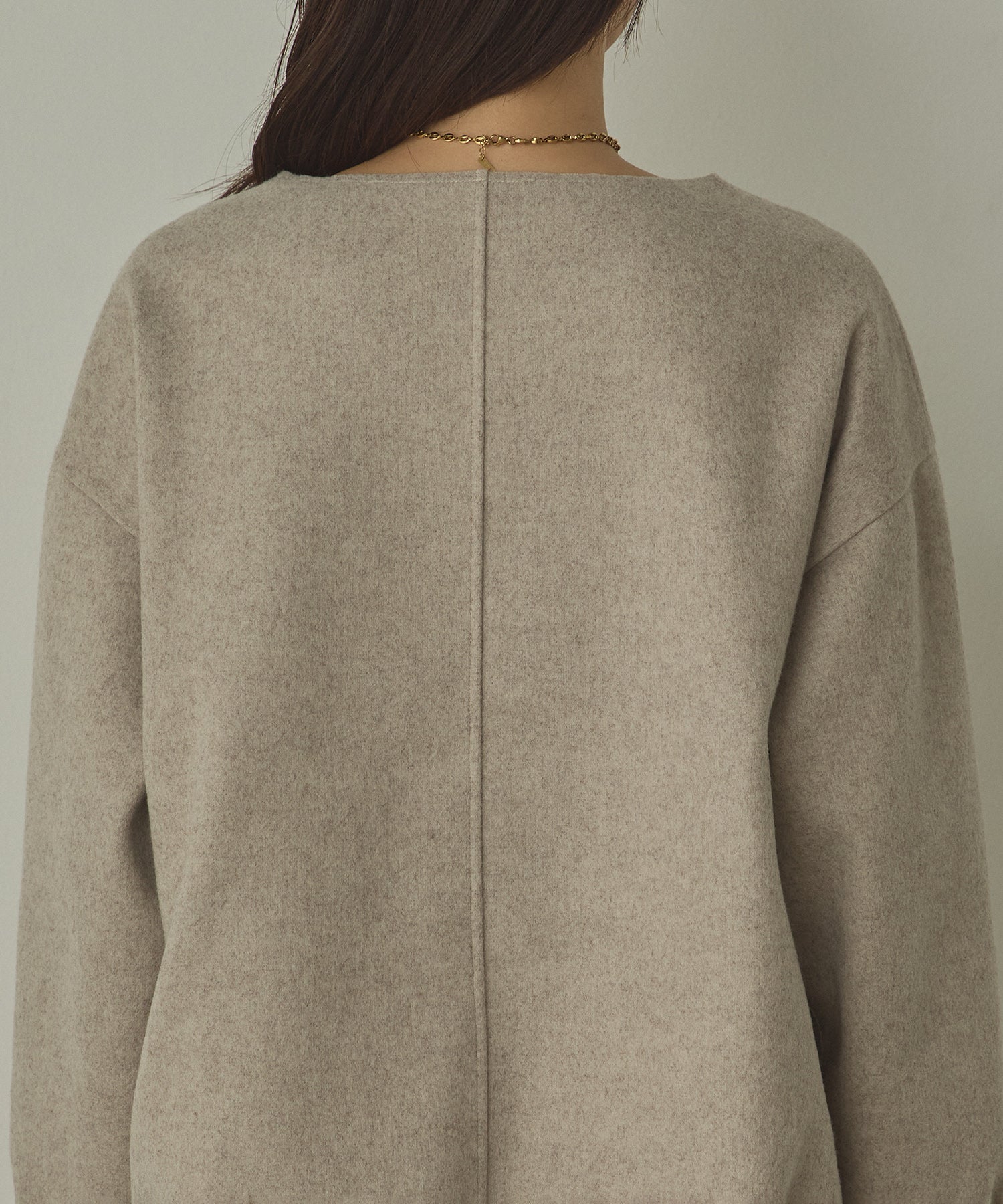 圧縮ニットソー Vネック コクーンニット