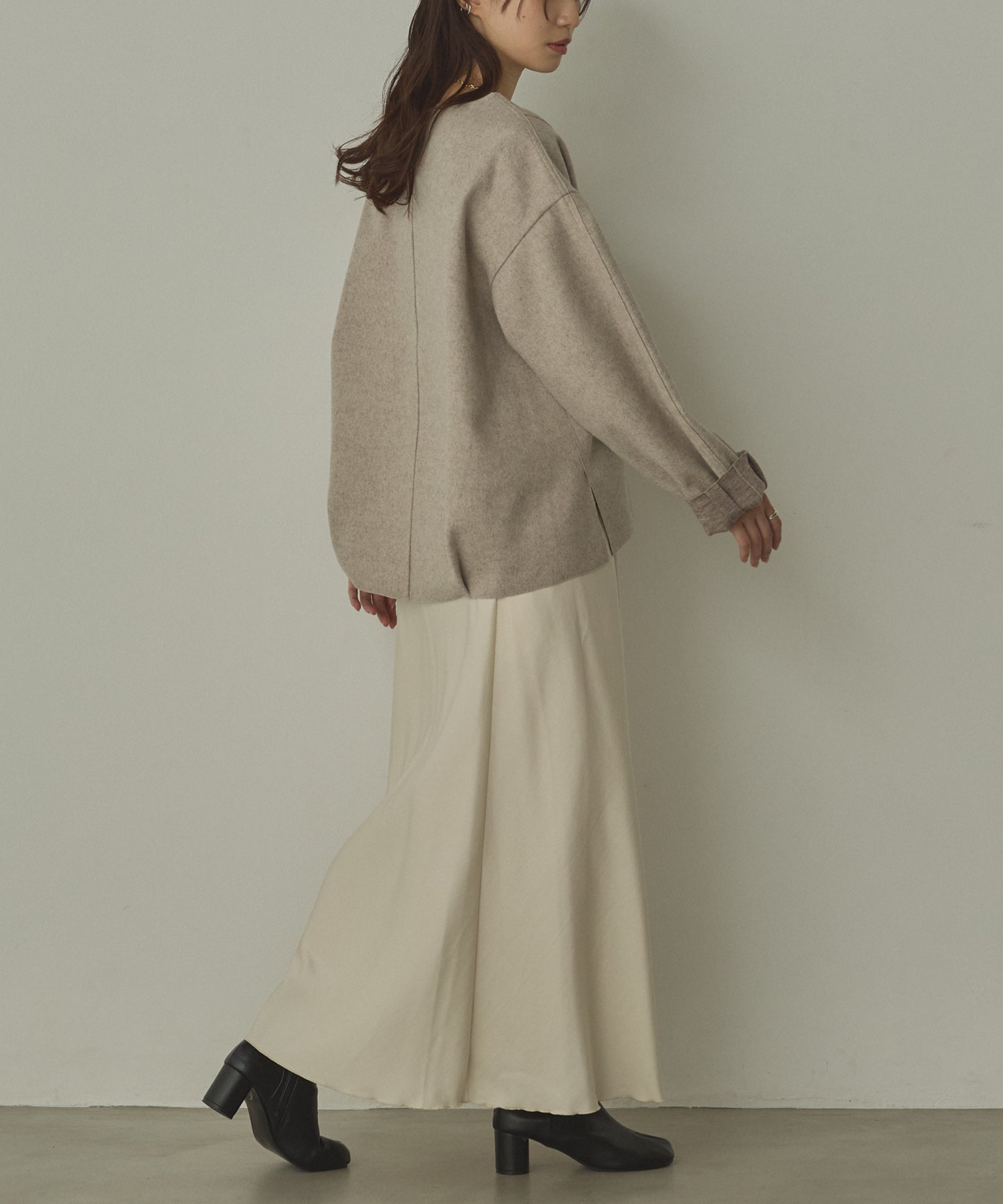 V NECK COCOON KNIT