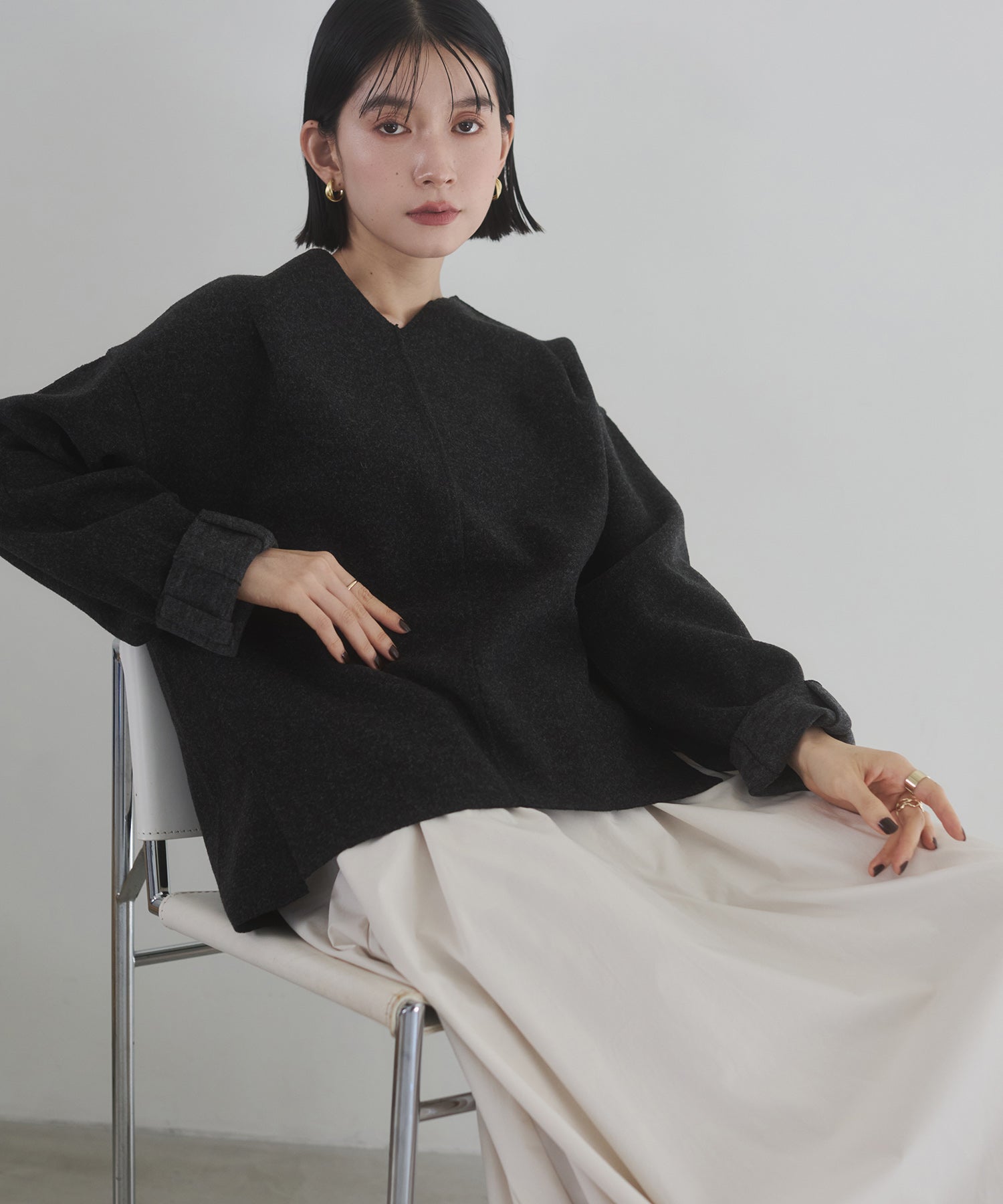 圧縮ニットソー Vネック コクーンニット