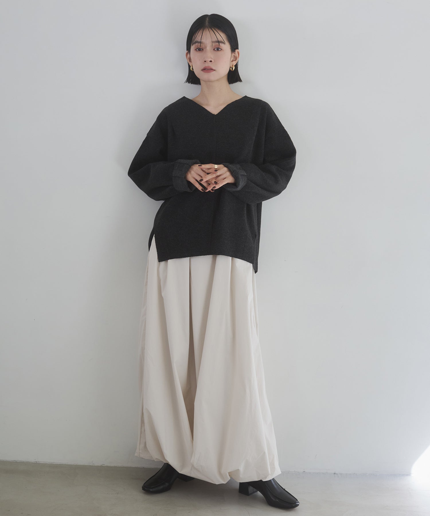 V NECK COCOON KNIT