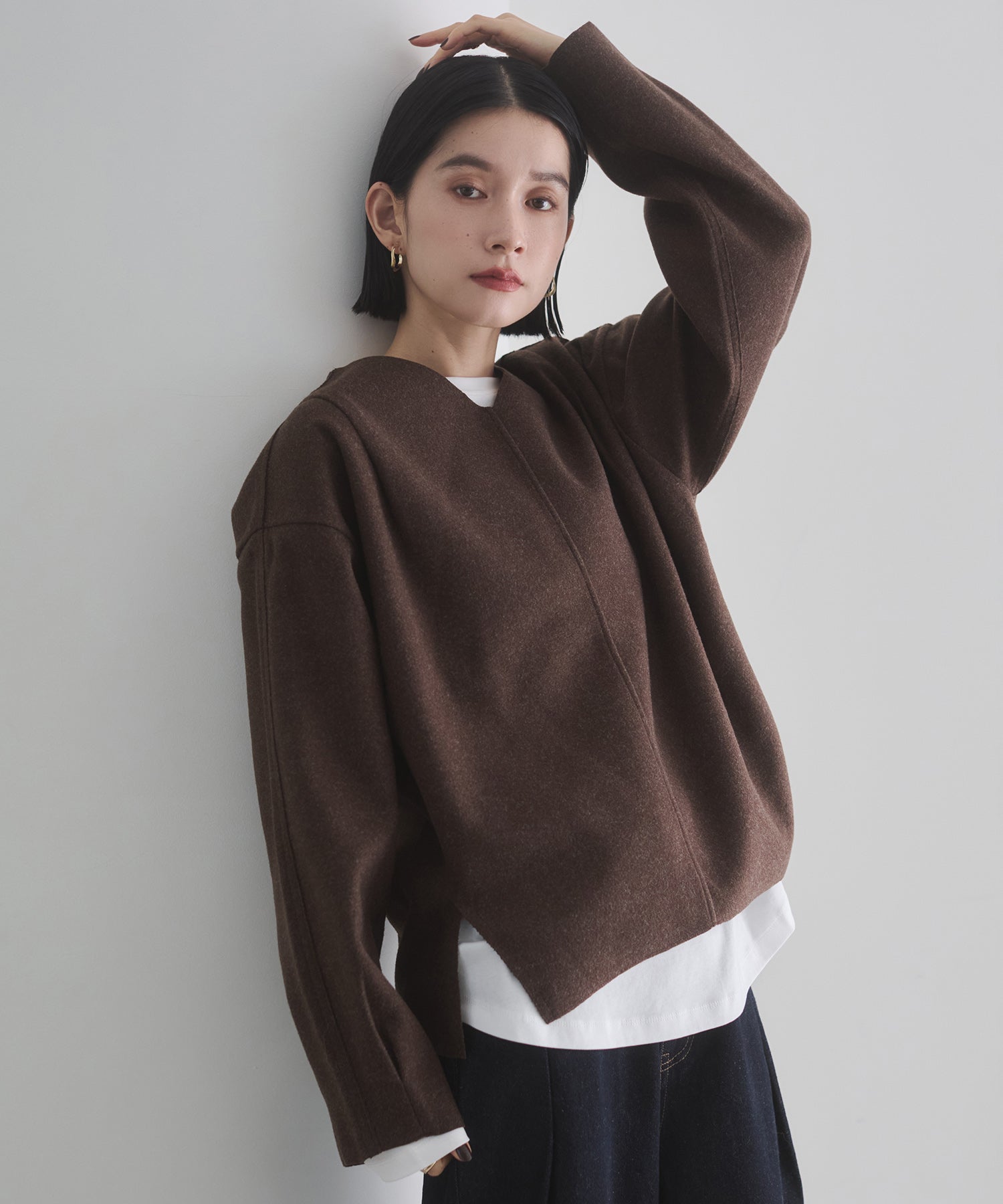 圧縮ニットソー Vネック コクーンニット