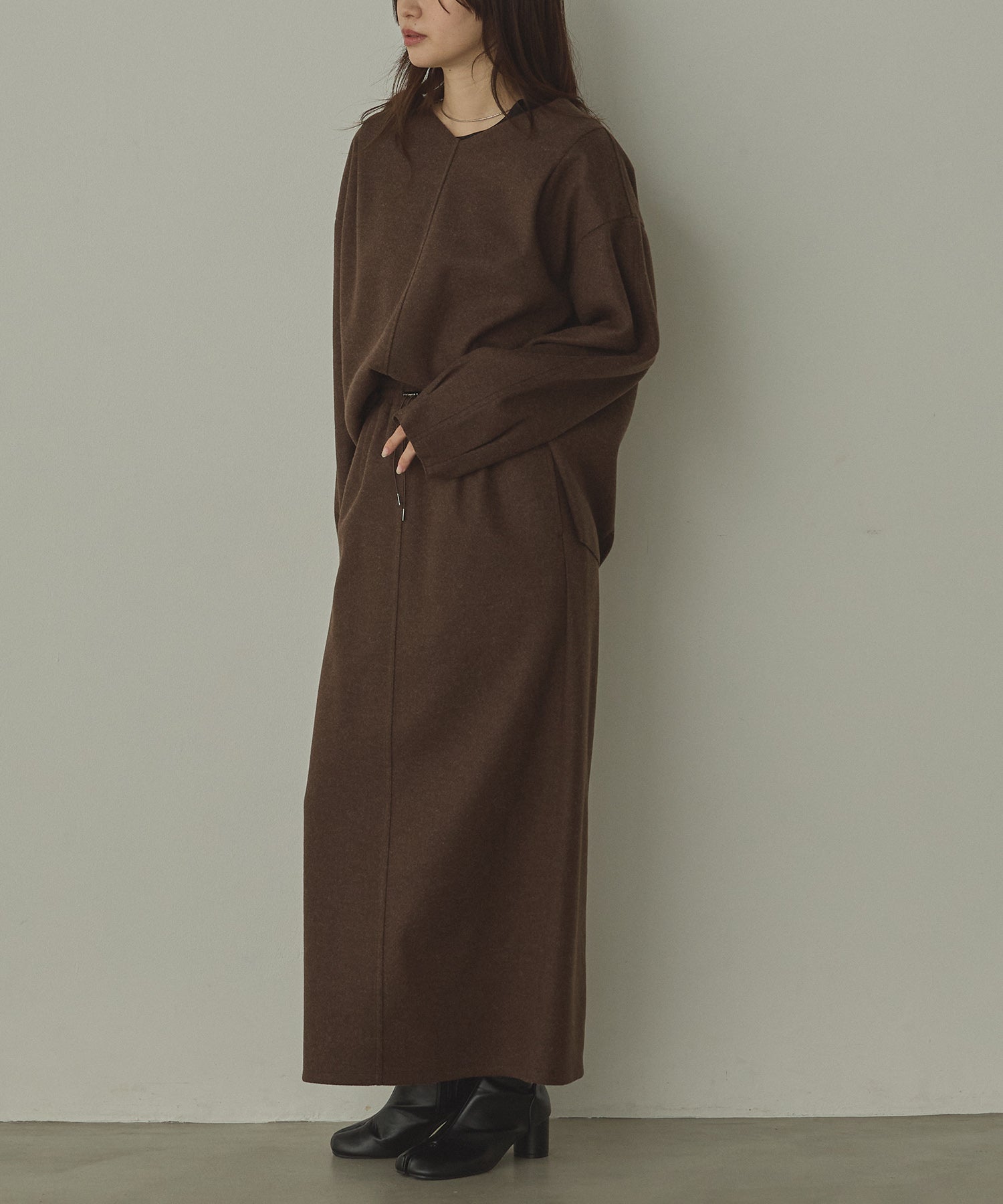 V NECK COCOON KNIT