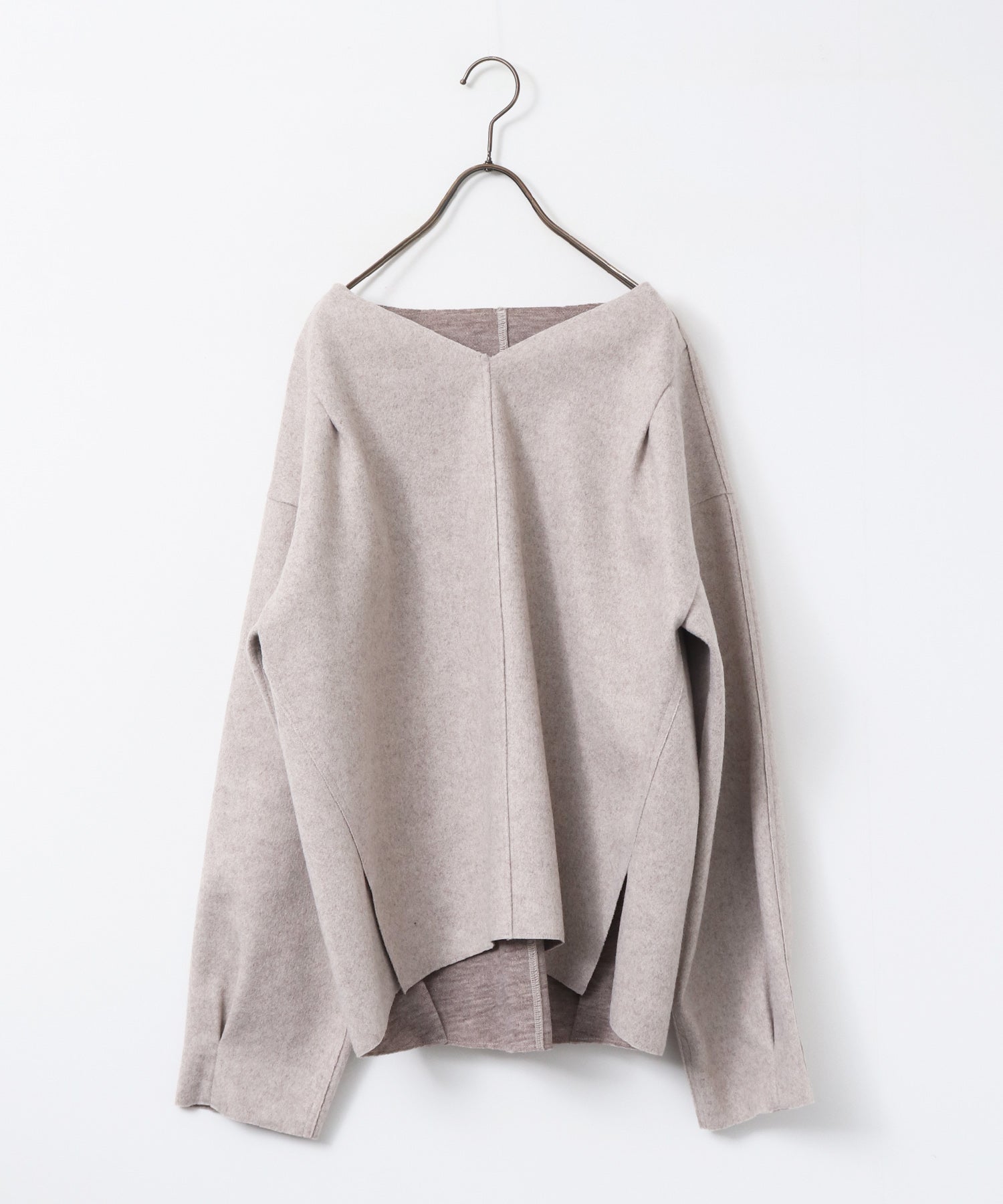 圧縮ニットソー Vネック コクーンニット