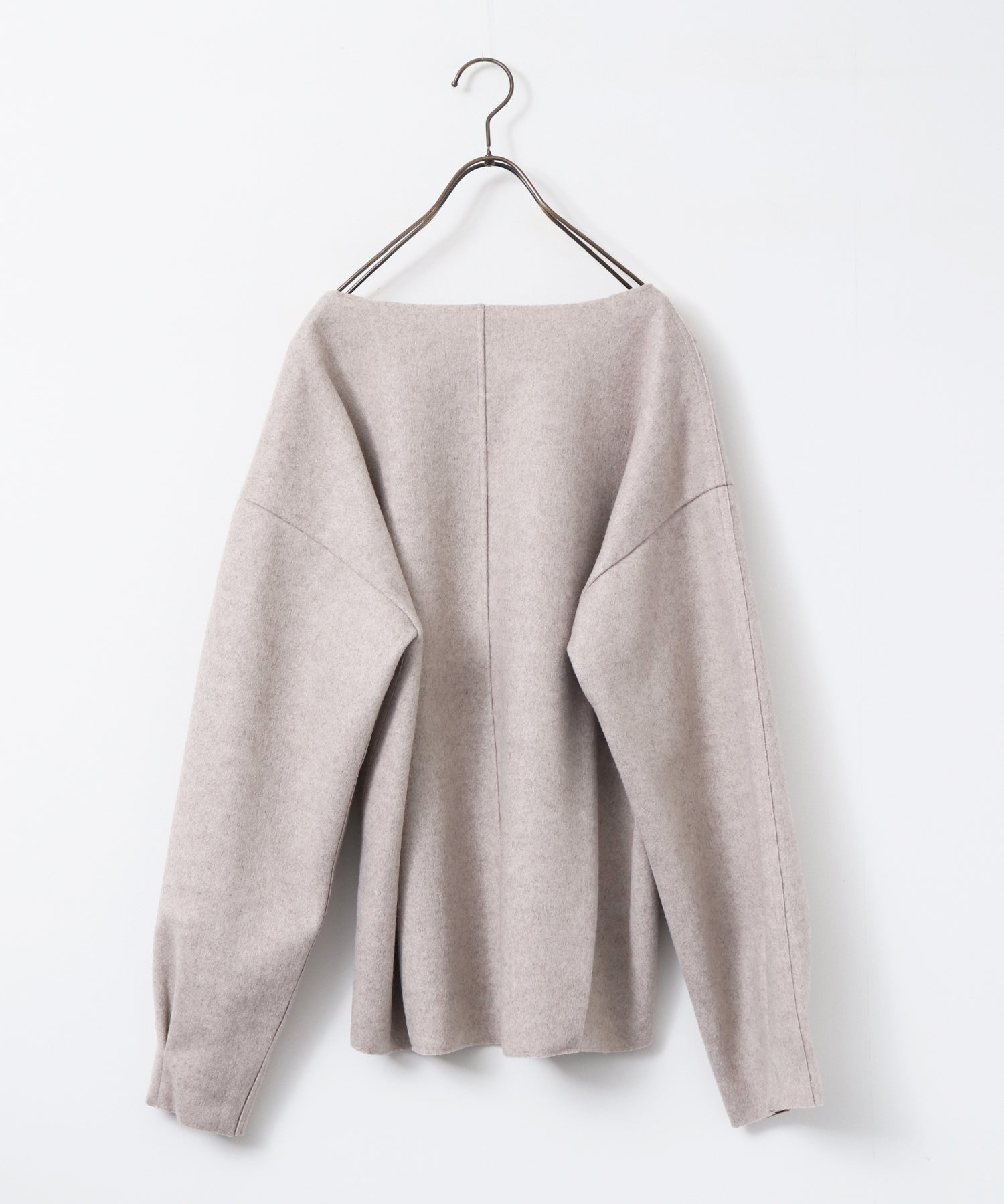 圧縮ニットソー Vネック コクーンニット