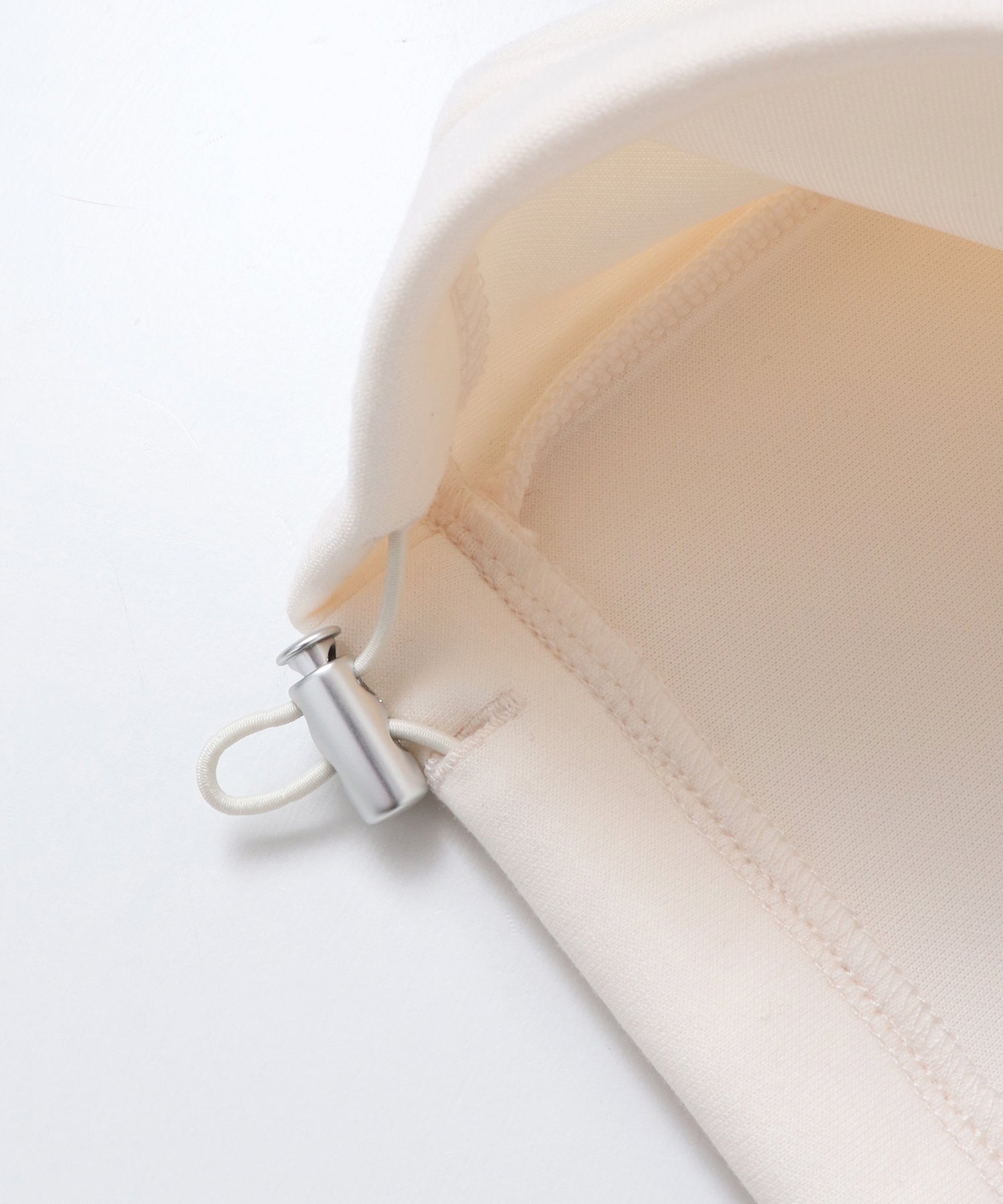 ダンボールナイロン ドッキングトップス