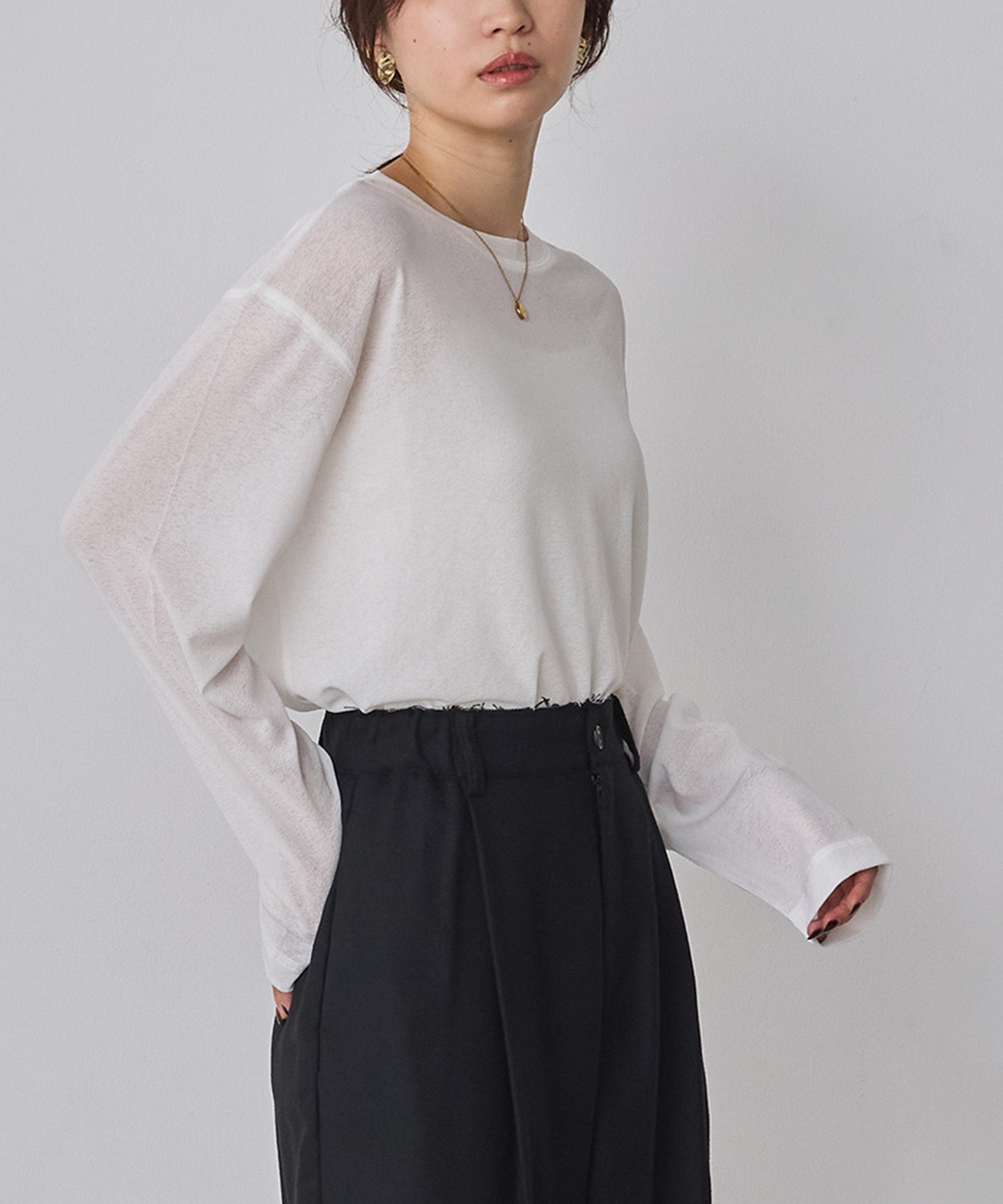 SHEER WAFFLE CREW NECK TOPS