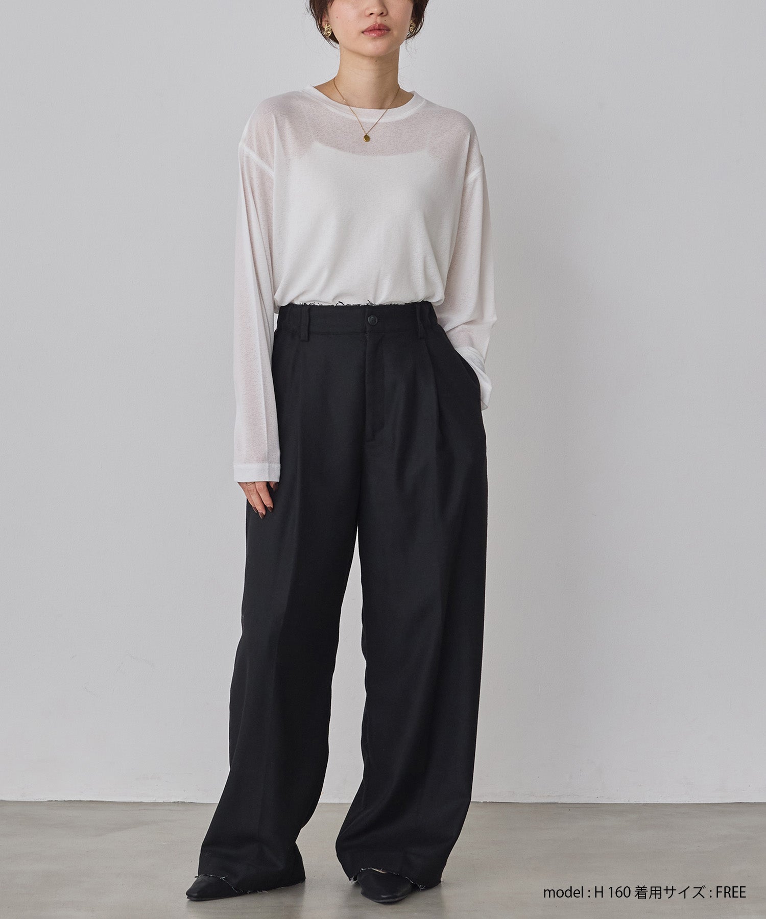 クルーネック シアーワッフルトップス