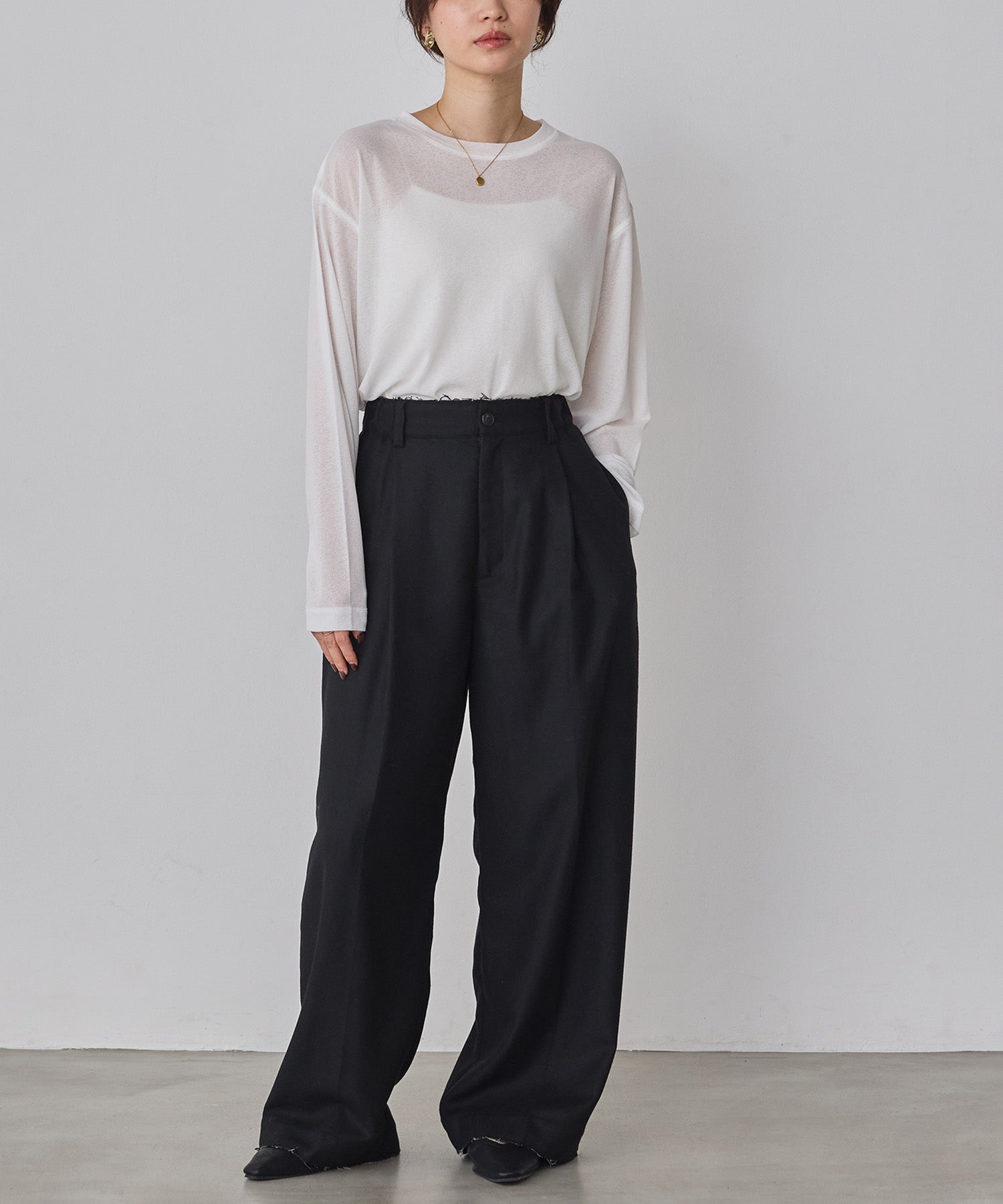 SHEER WAFFLE CREW NECK TOPS