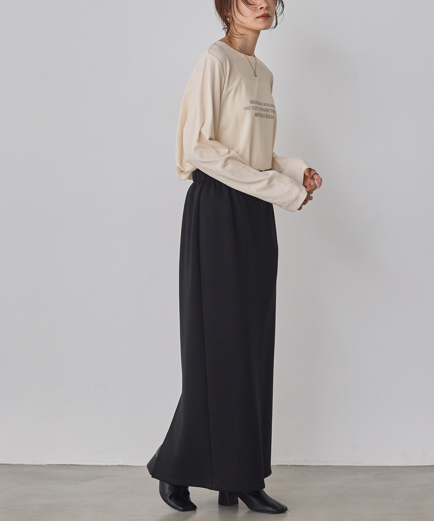 SLAB LOGO LONG T-SHIRT