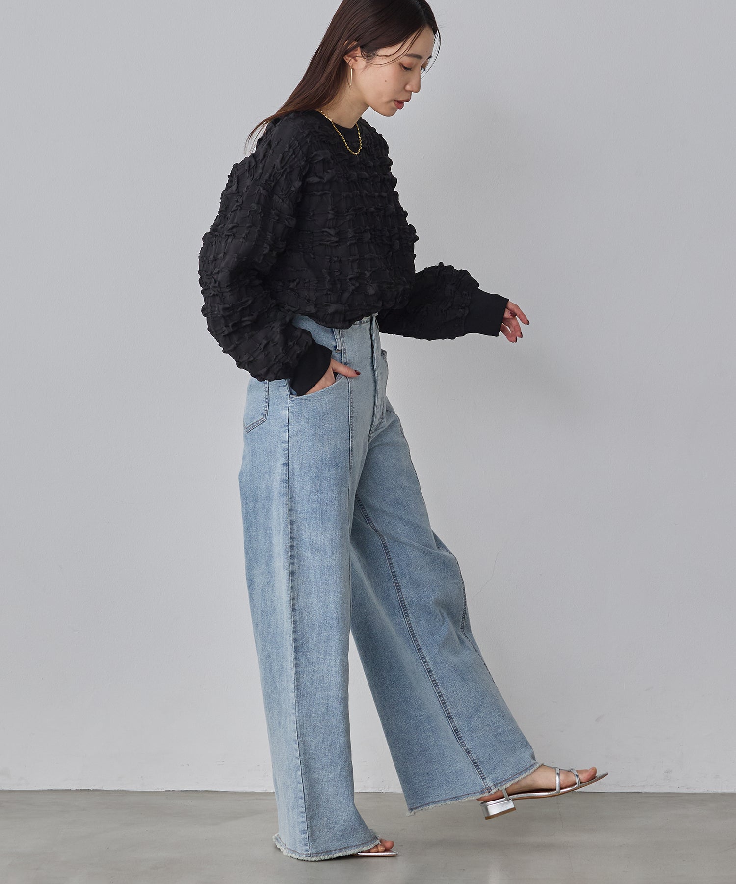 カットジャガード トップス