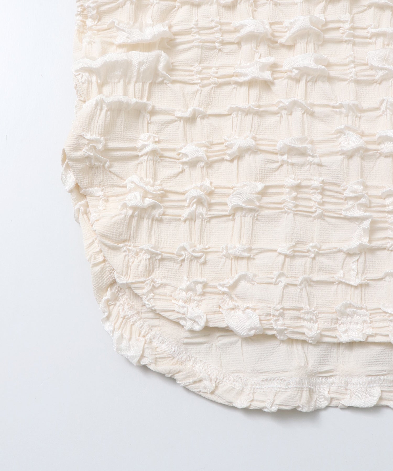 カットジャガード トップス