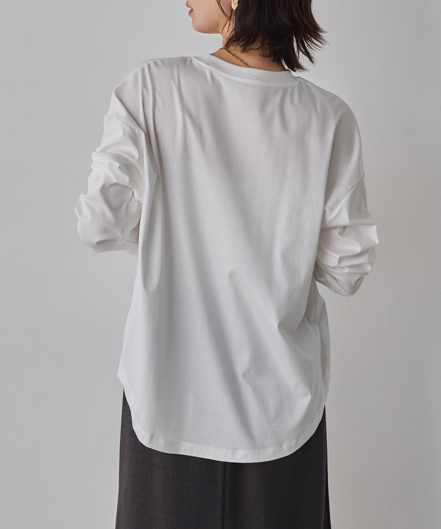 FRONT LOGO LONG T-SHIRT
