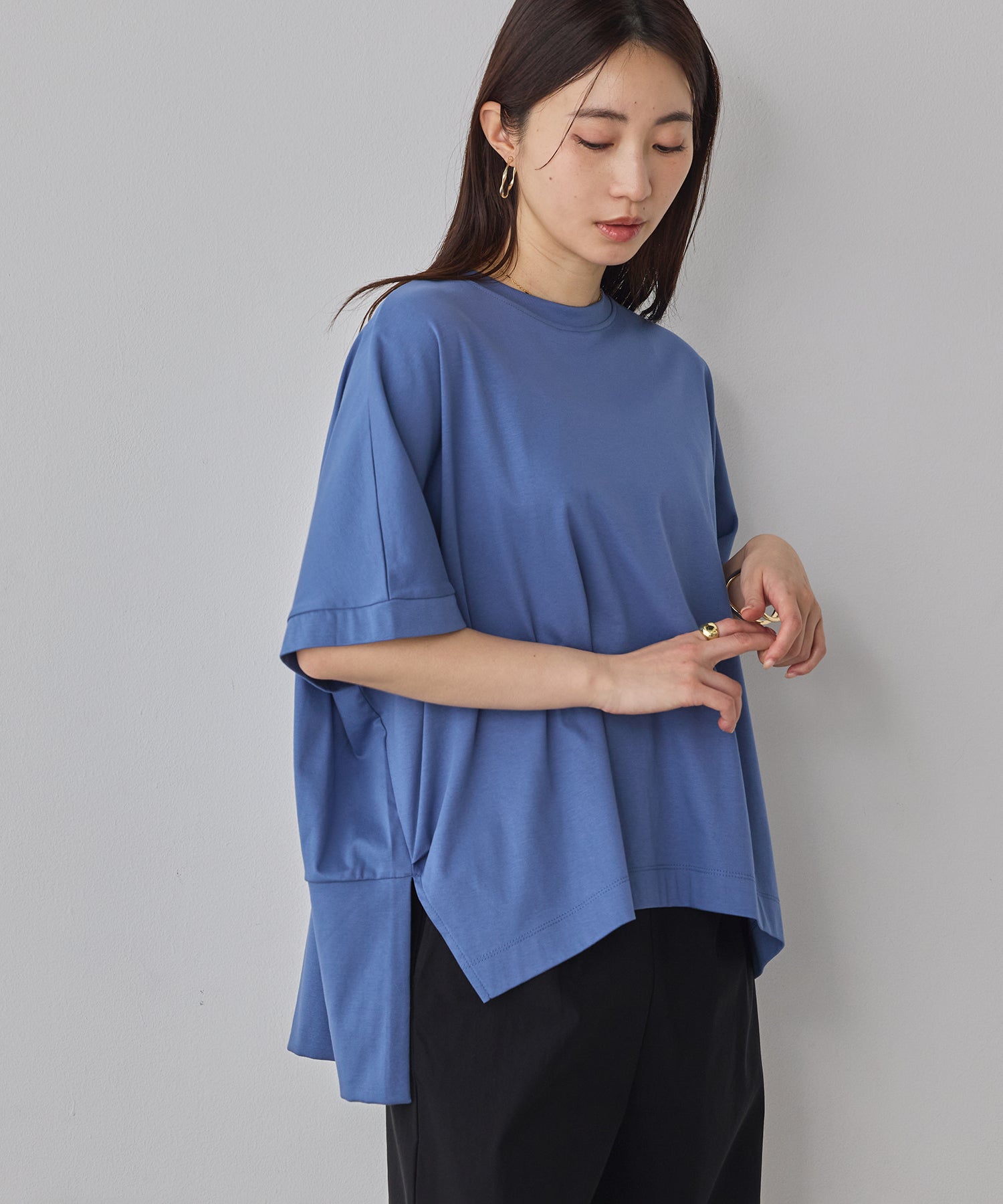 COMPACT SMOOTH T-SHIRT