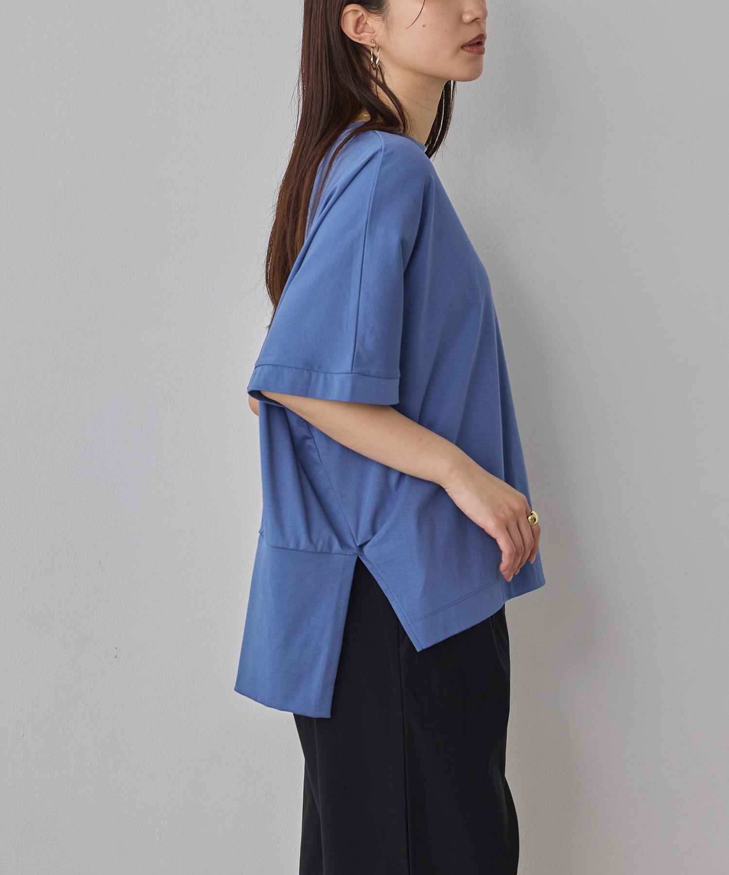 COMPACT SMOOTH T-SHIRT