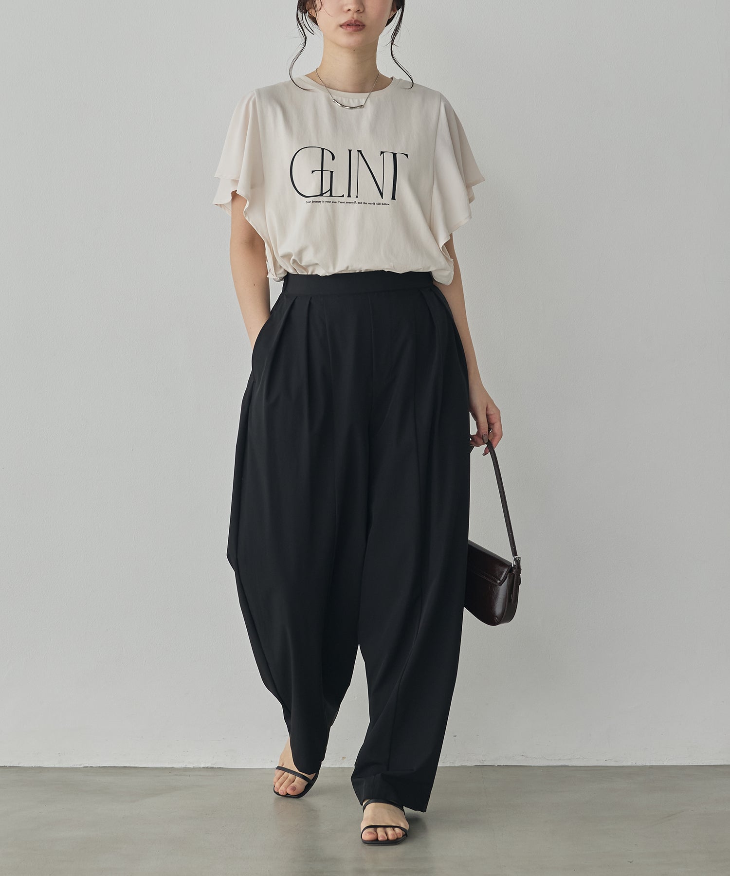 FRILLED-SLEEVE LOGO T-SHIRT