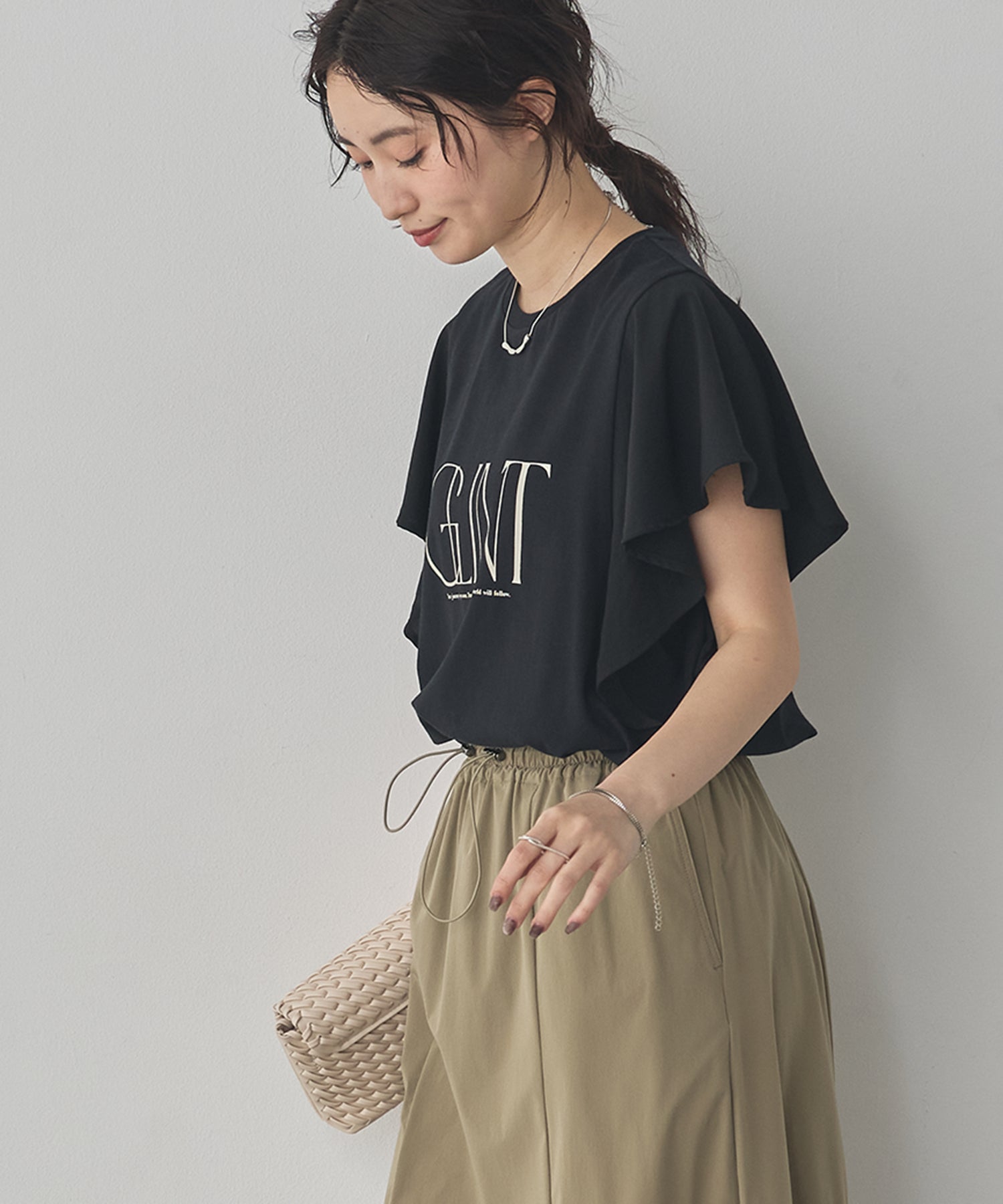 FRILLED-SLEEVE LOGO T-SHIRT