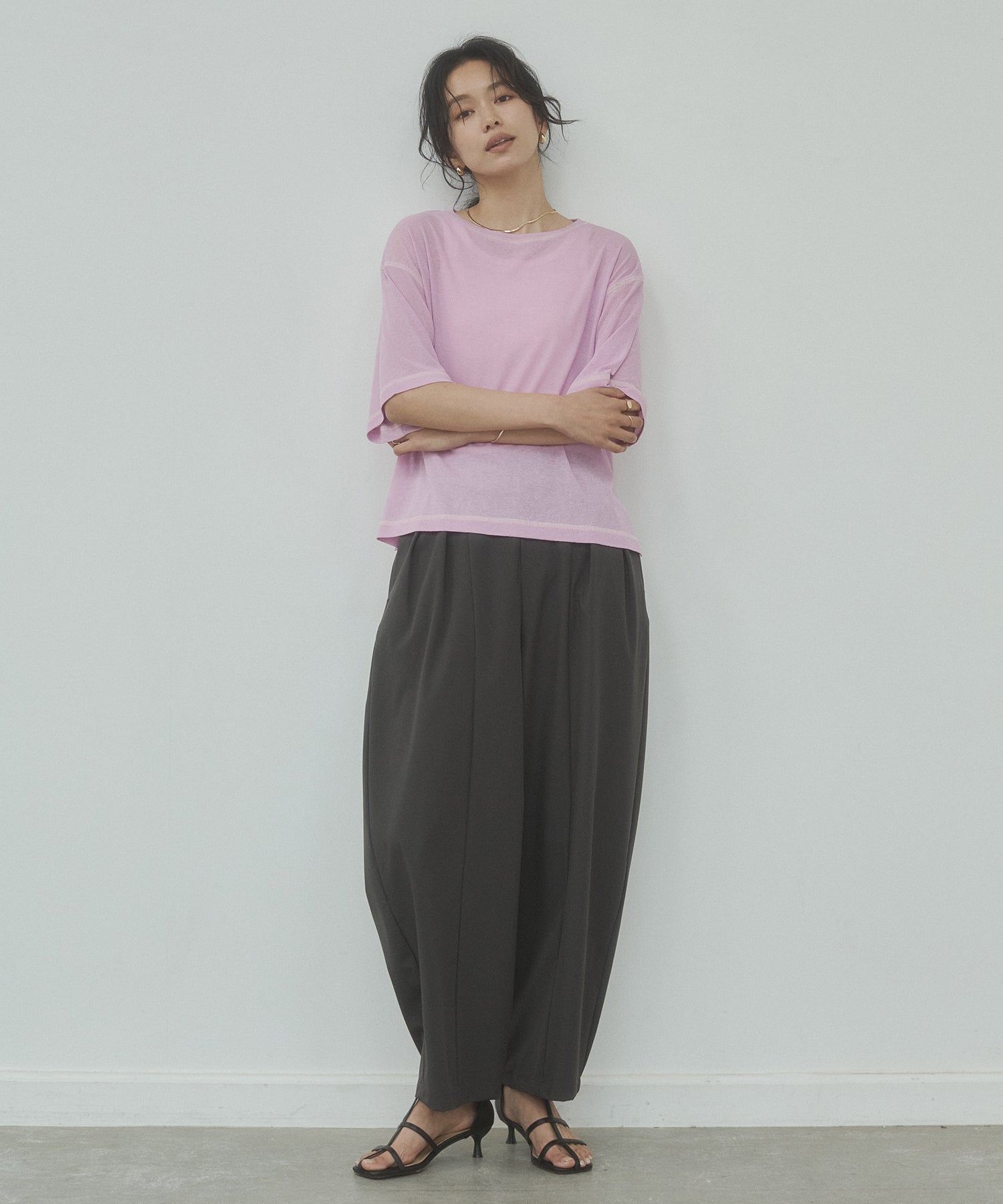 SHEER WAFFLE T-SHIRT WITH SUBTLE COLOR-BLOCKED STITCHING