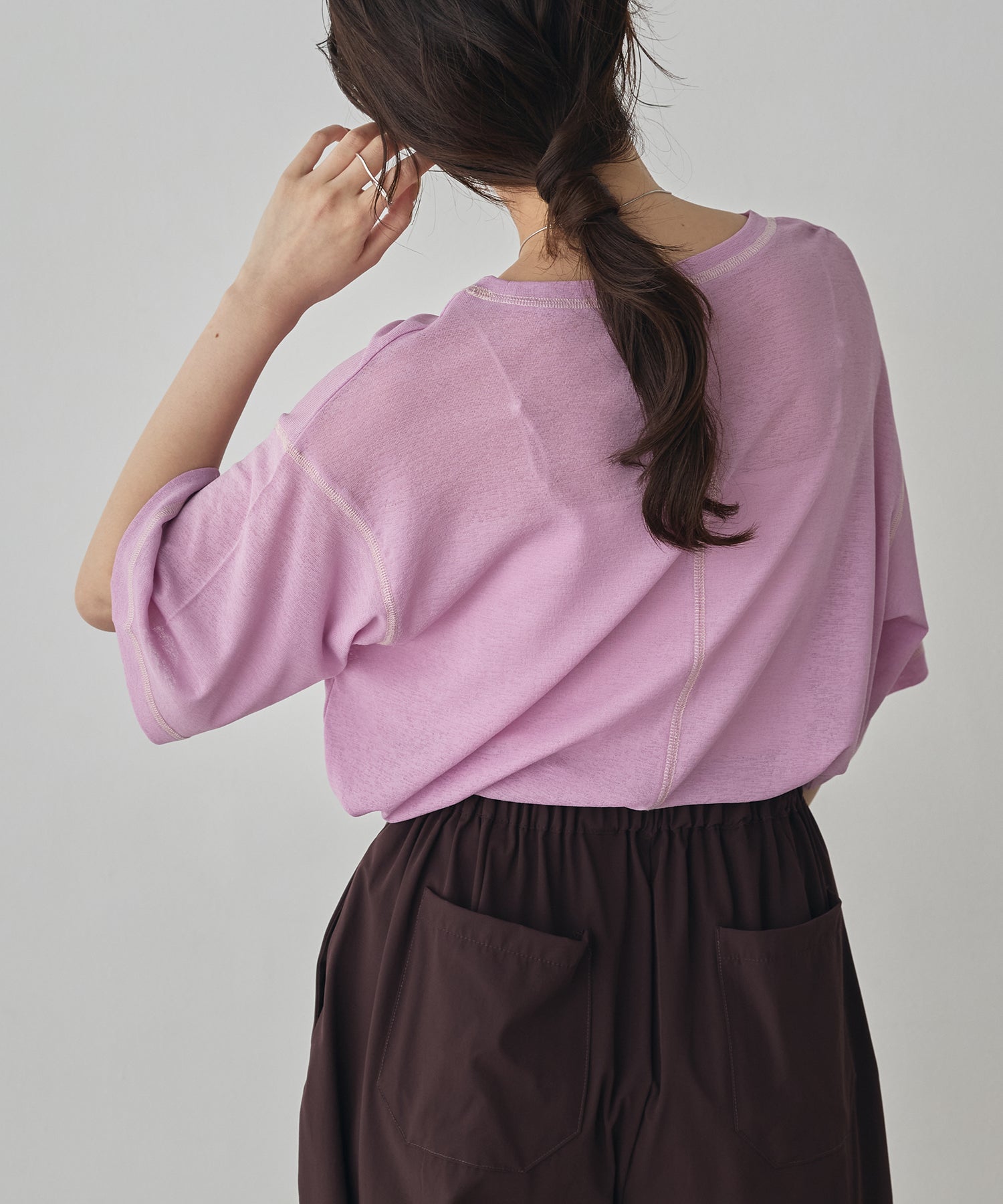 SHEER WAFFLE T-SHIRT WITH SUBTLE COLOR-BLOCKED STITCHING