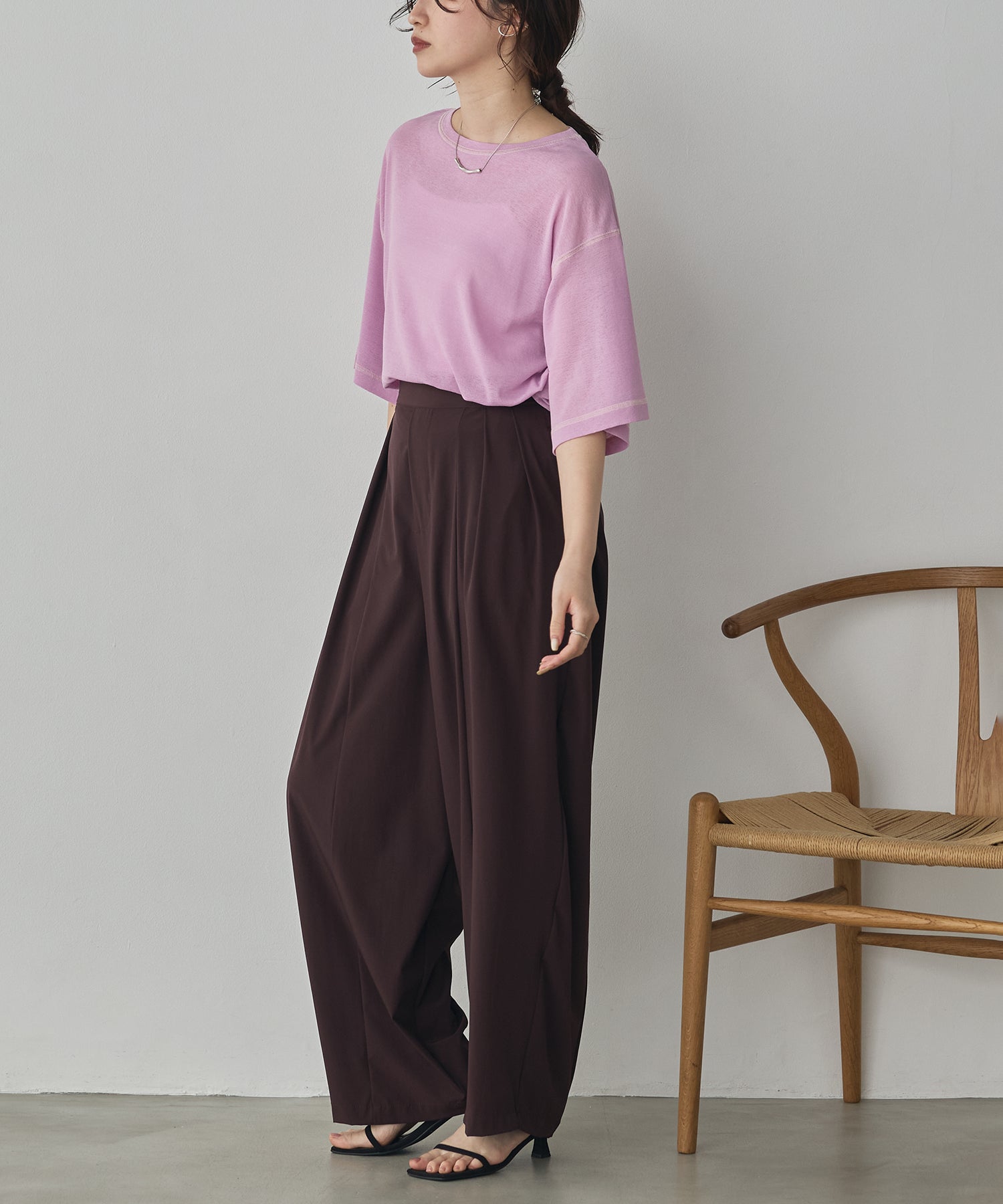 SHEER WAFFLE T-SHIRT WITH SUBTLE COLOR-BLOCKED STITCHING
