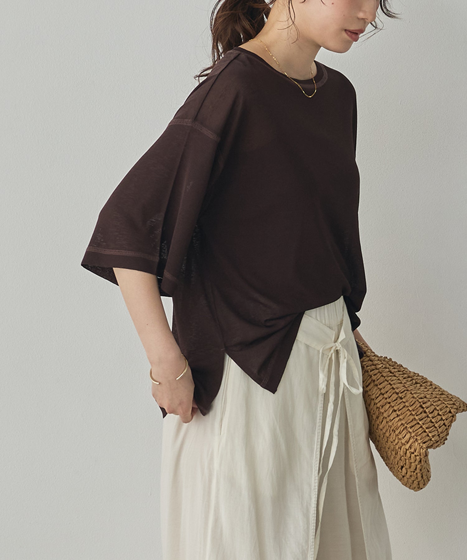 SHEER WAFFLE T-SHIRT WITH SUBTLE COLOR-BLOCKED STITCHING