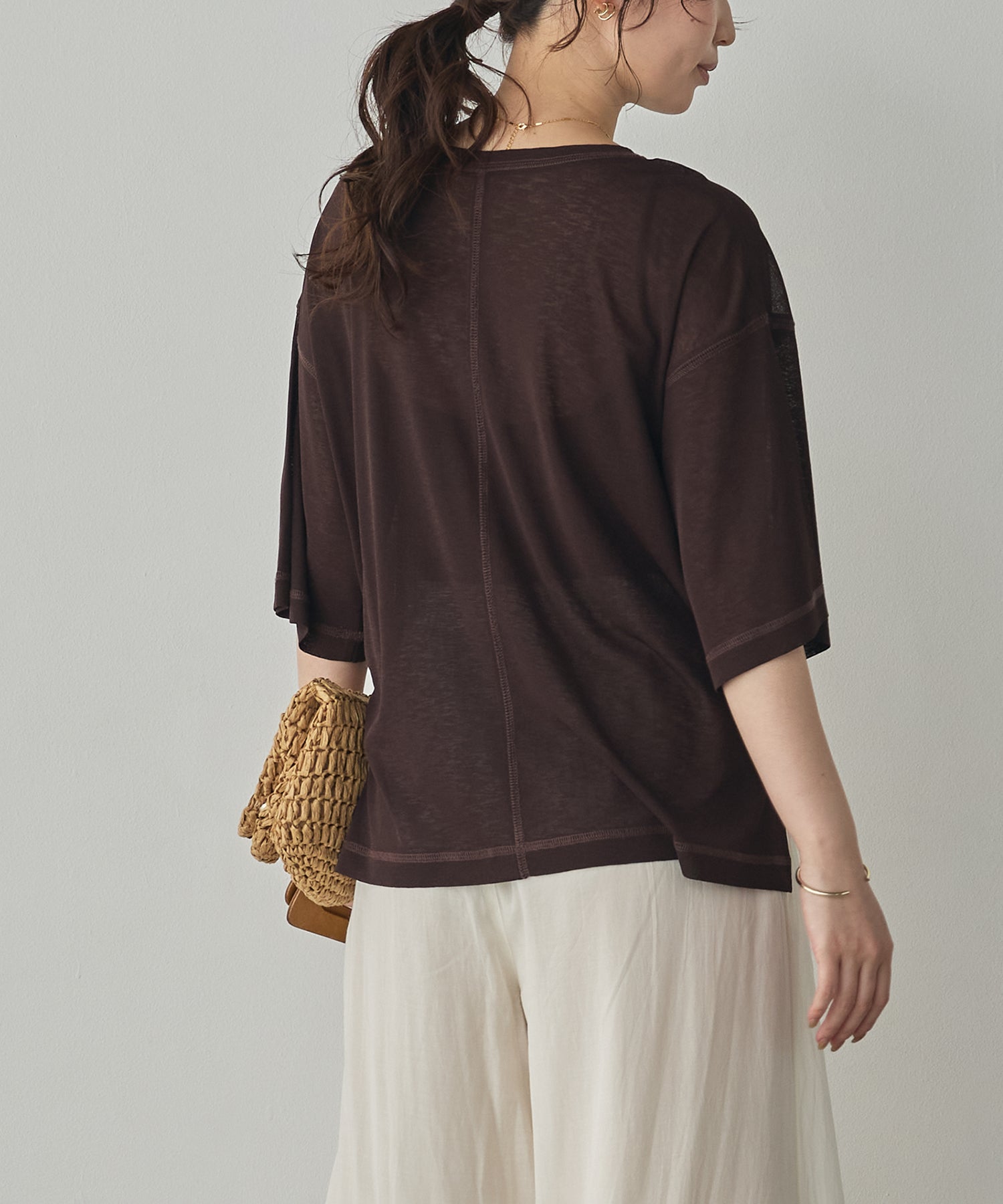 SHEER WAFFLE T-SHIRT WITH SUBTLE COLOR-BLOCKED STITCHING