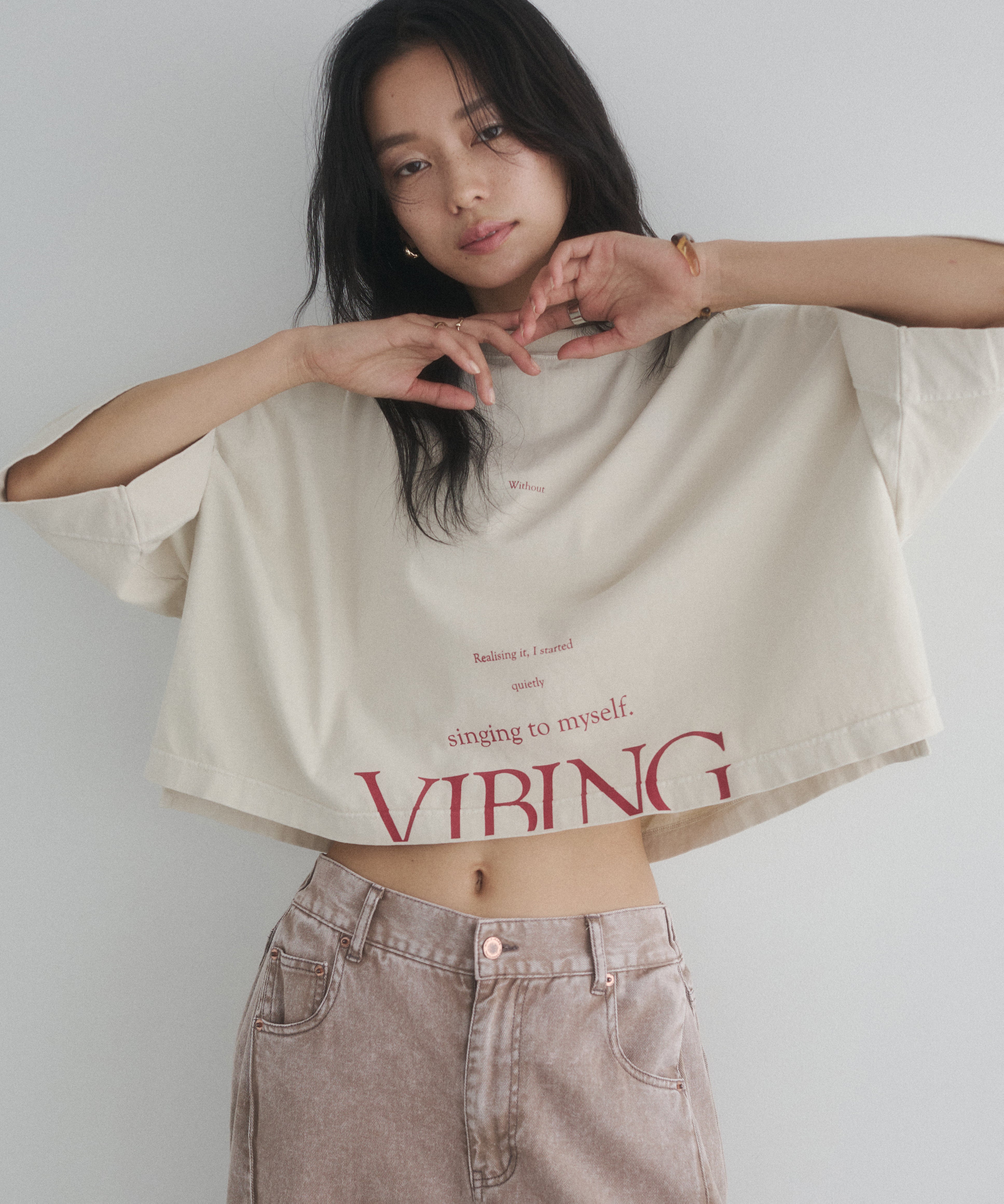 WIDE SHORT LOGO T-SHIRT