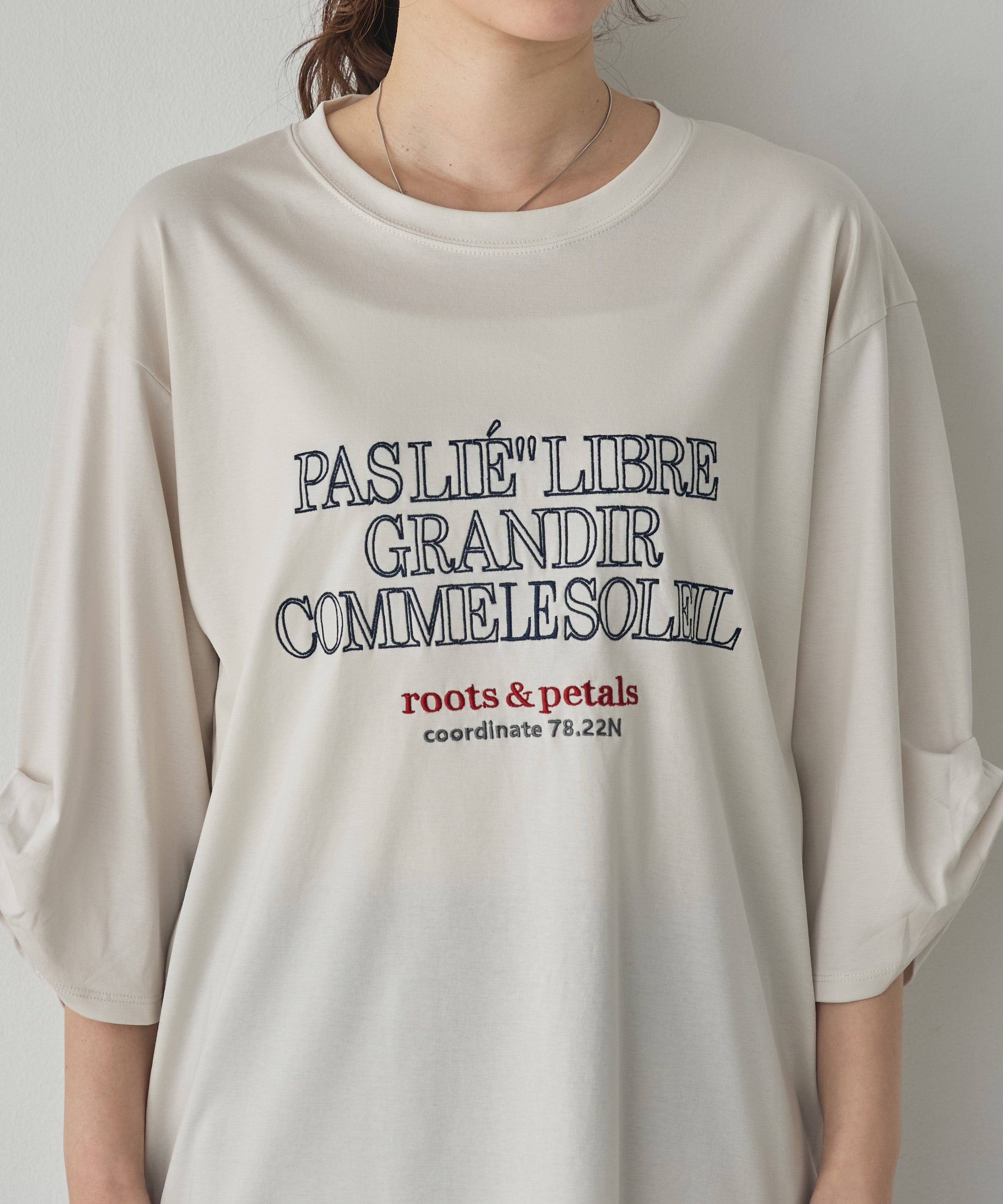 COMPACT SMOOTH EMBROIDERED LOGO T-SHIRT