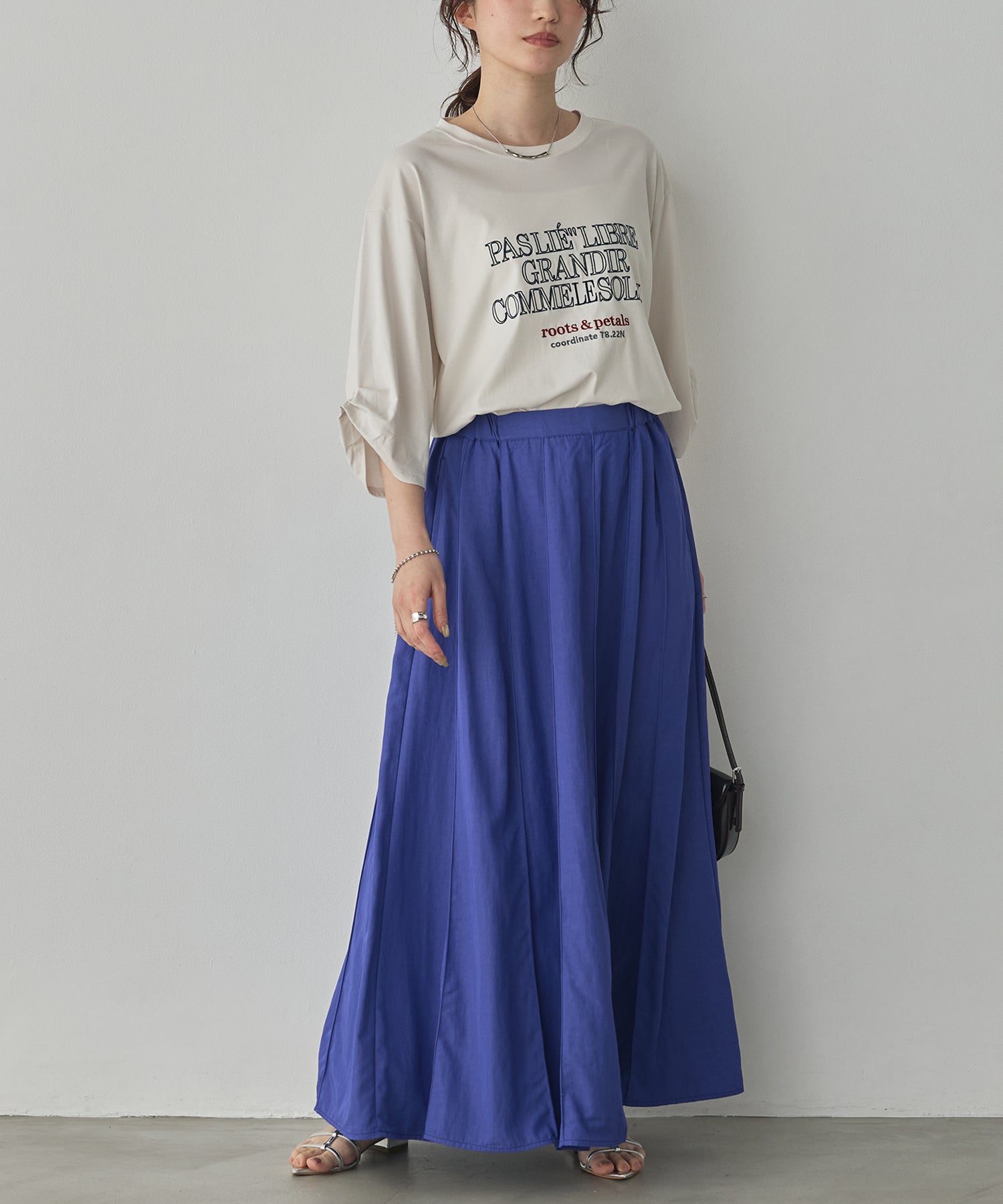 COMPACT SMOOTH EMBROIDERED LOGO T-SHIRT