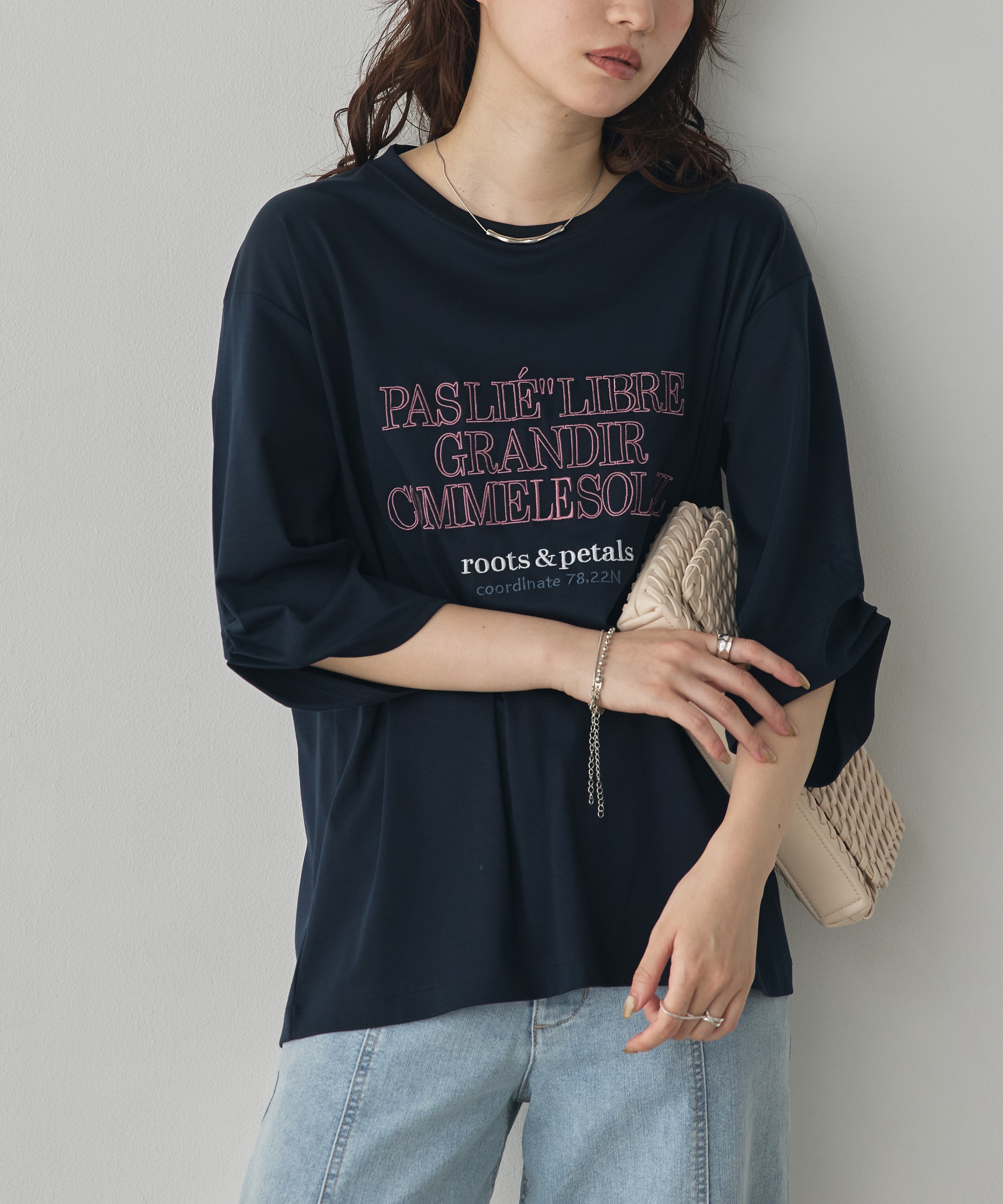 COMPACT SMOOTH EMBROIDERED LOGO T-SHIRT
