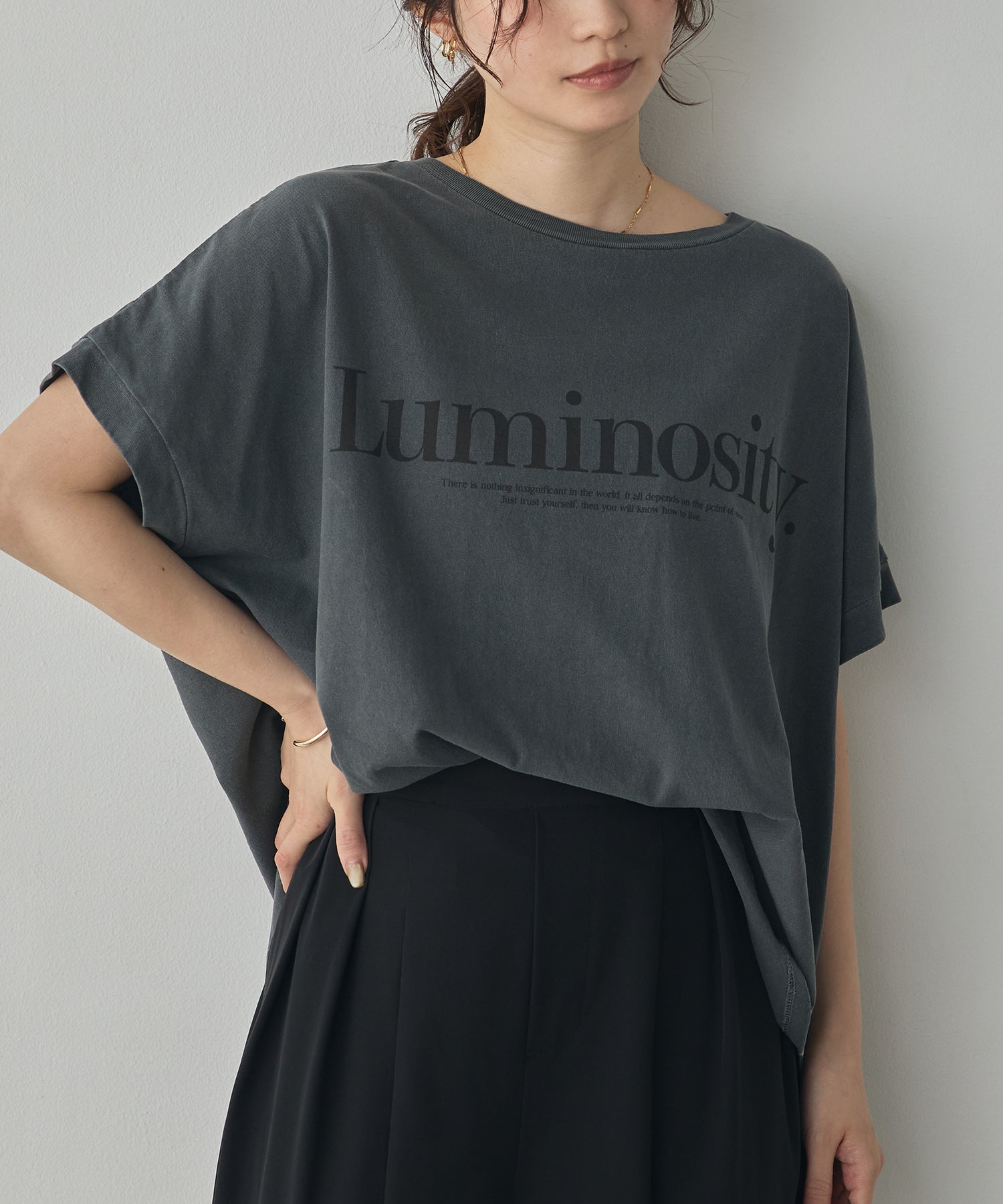 YARN-DYED PIGMENT LOGO T-SHIRT