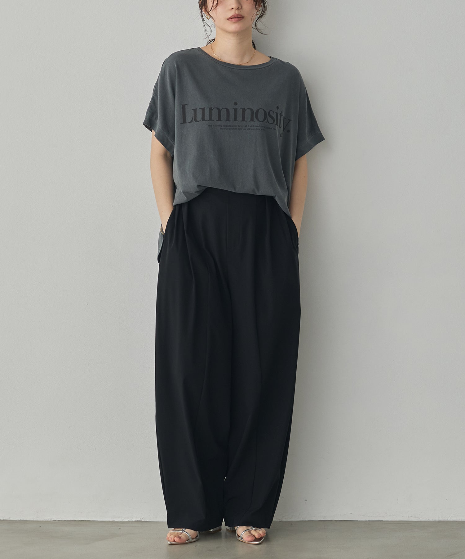 YARN-DYED PIGMENT LOGO T-SHIRT