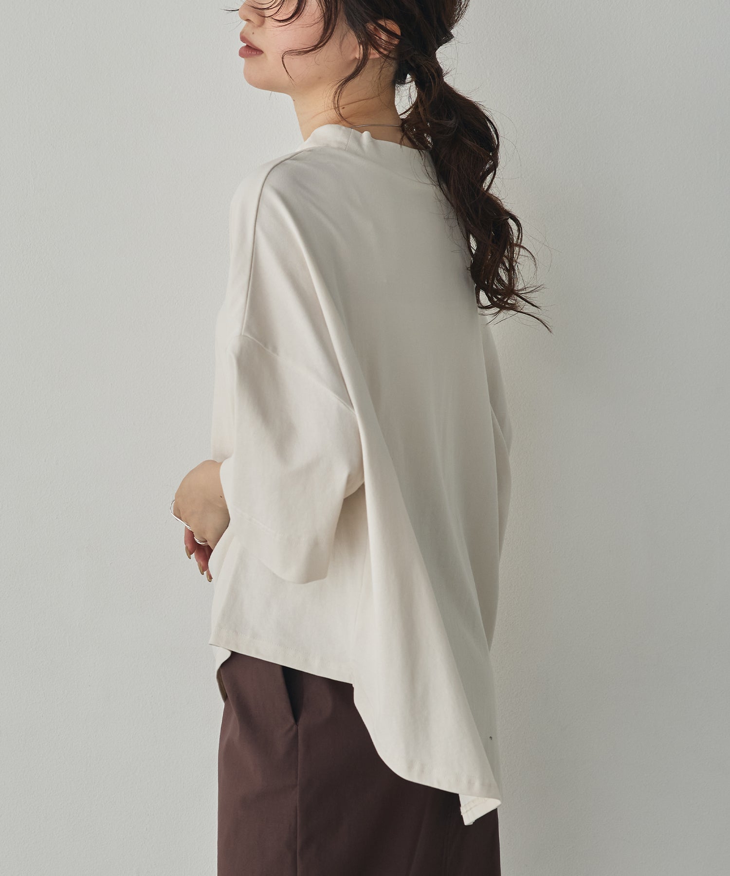 USA COTTON DESIGN-TUCK T-SHIRT