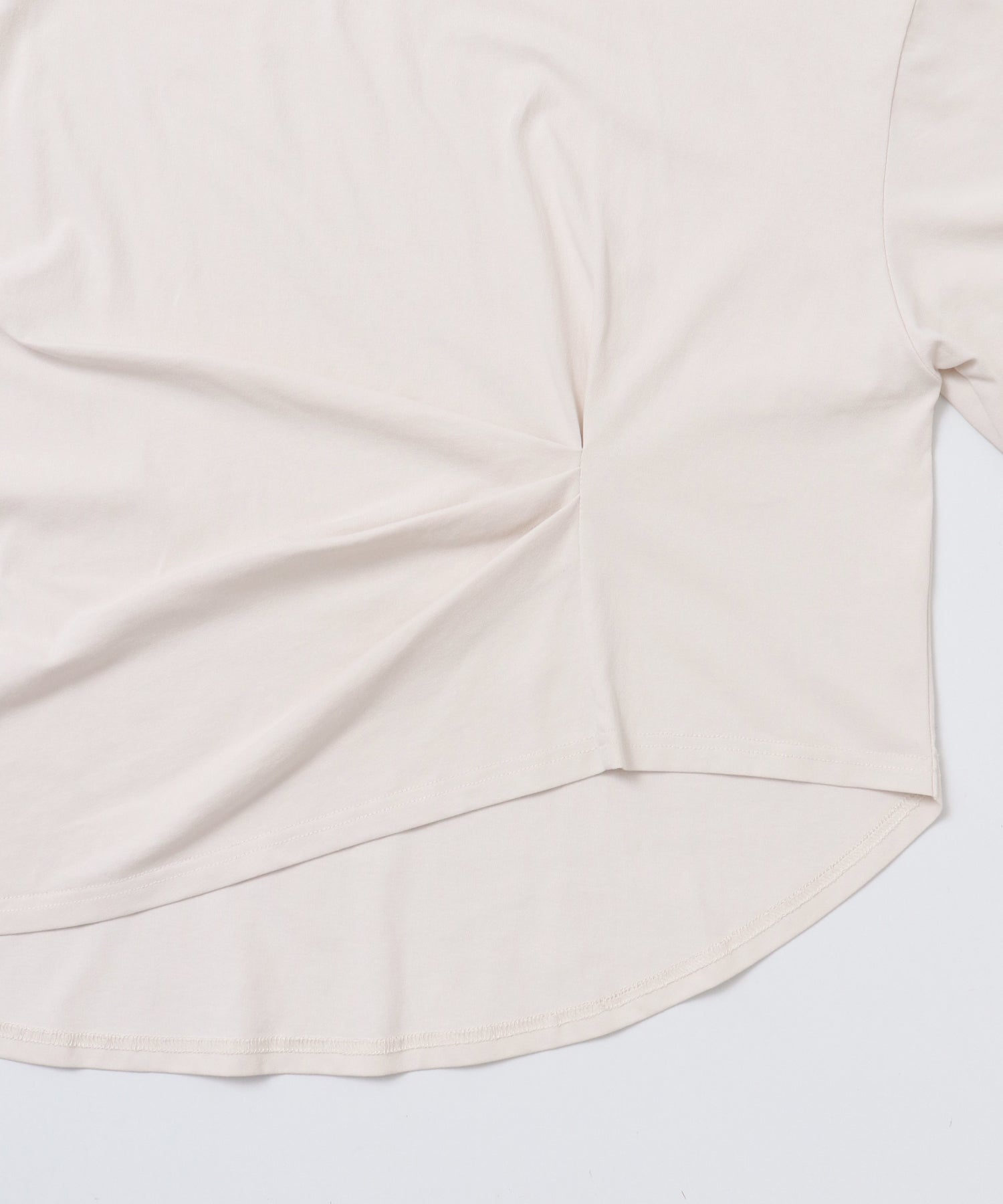 USA COTTON DESIGN-TUCK T-SHIRT