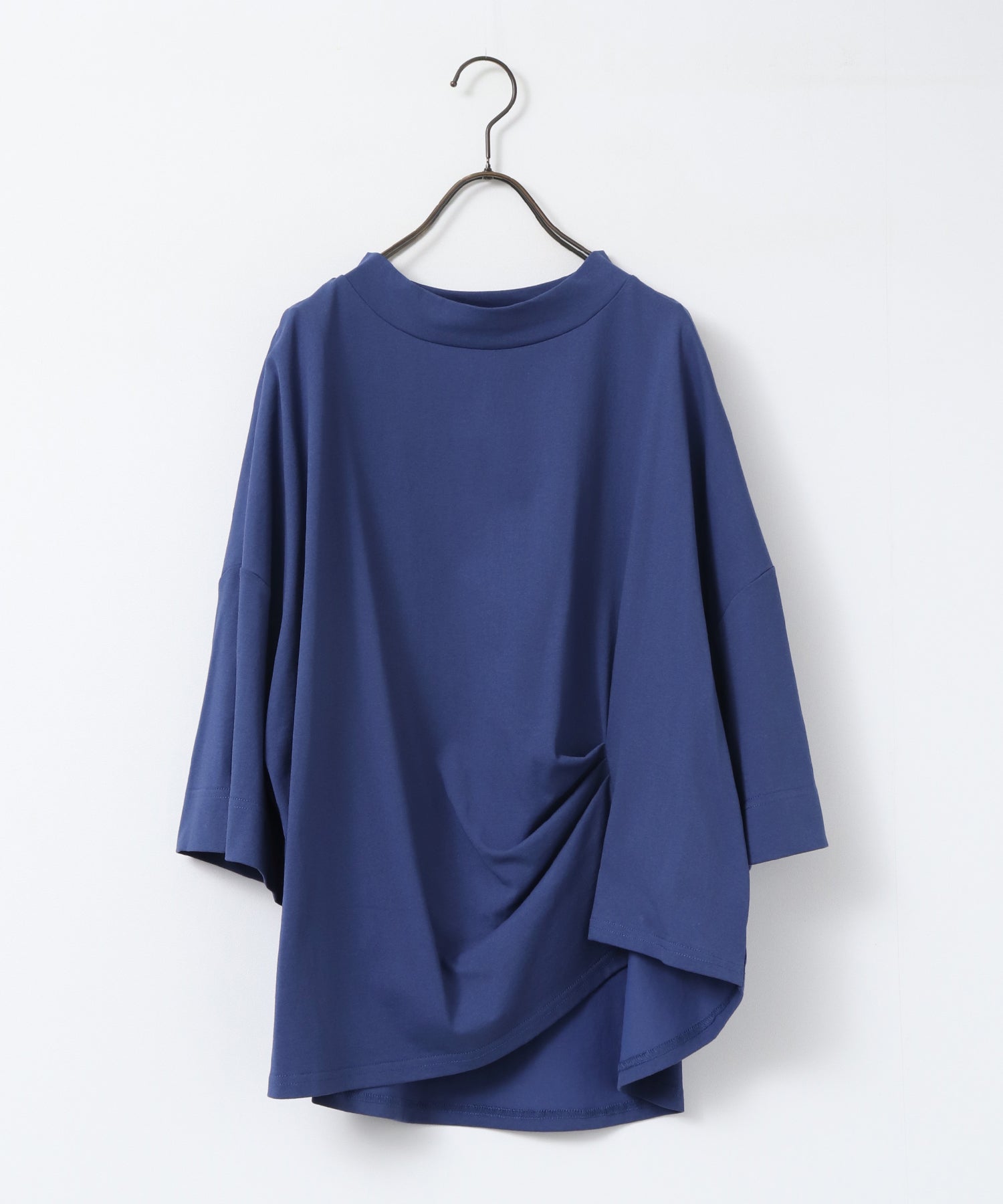 USA COTTON DESIGN-TUCK T-SHIRT