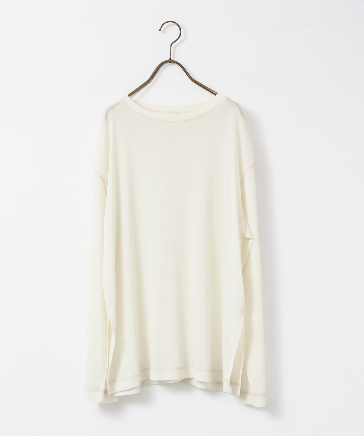SHEER WAFFLE TOP WITH SUBTLE COLOUR-BLOCKED STITCHING